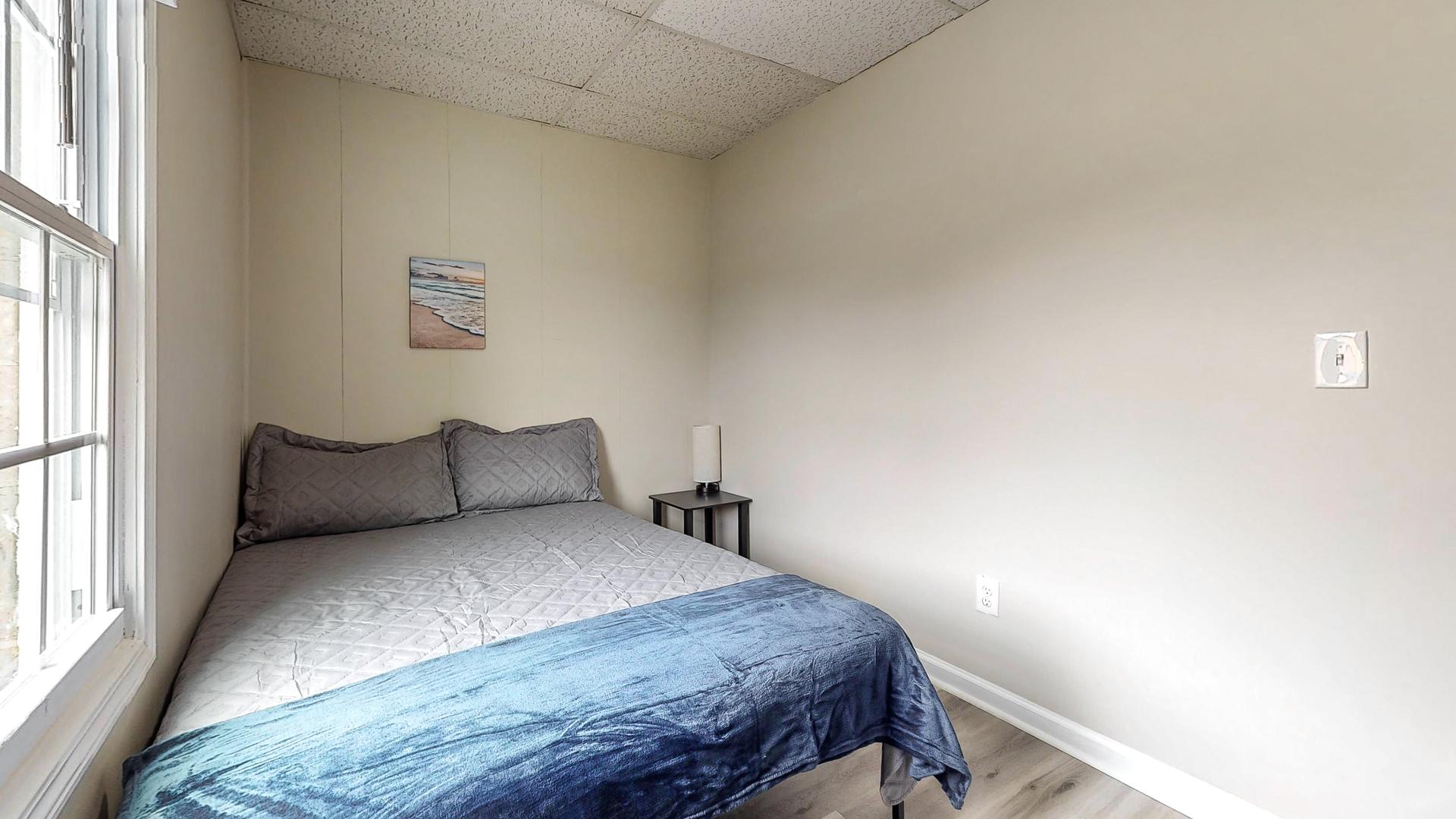 bedroom, detected: bed