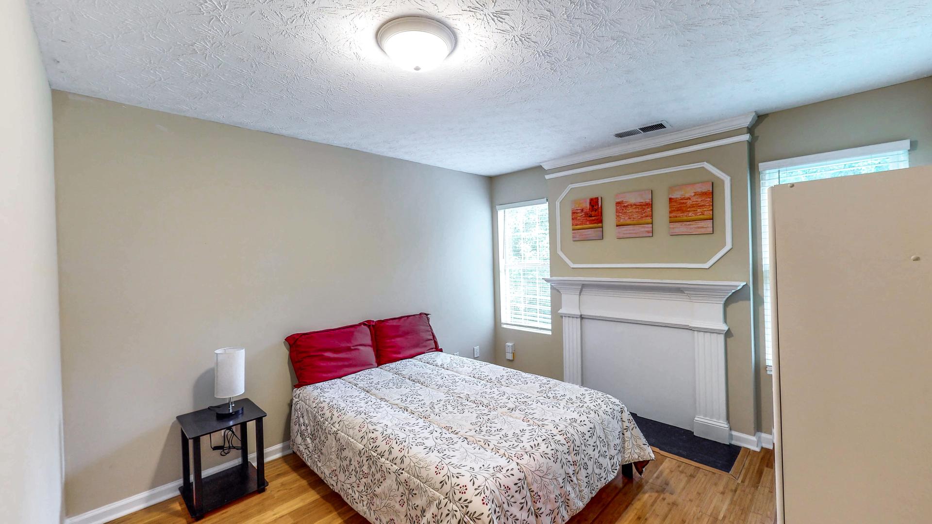 bedroom, detected: bed