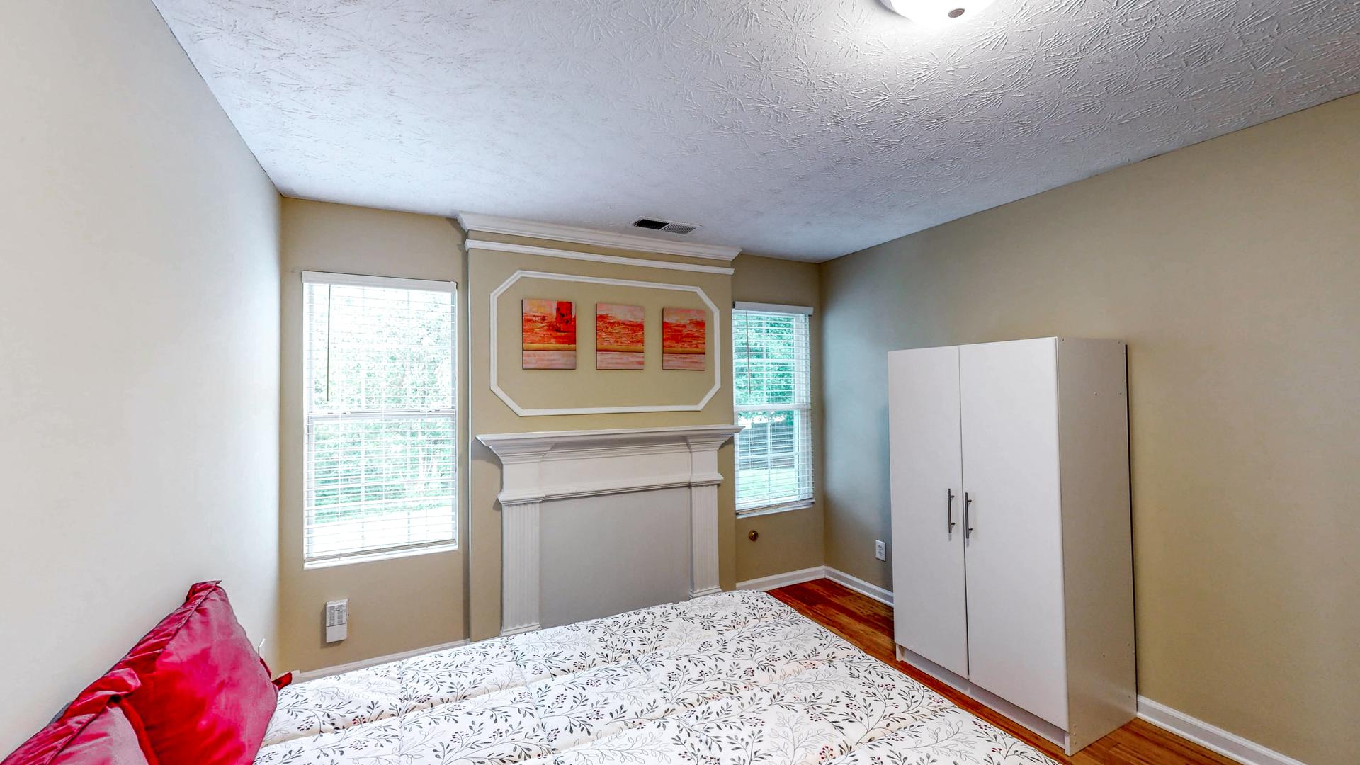 bedroom, detected: window blind, bed