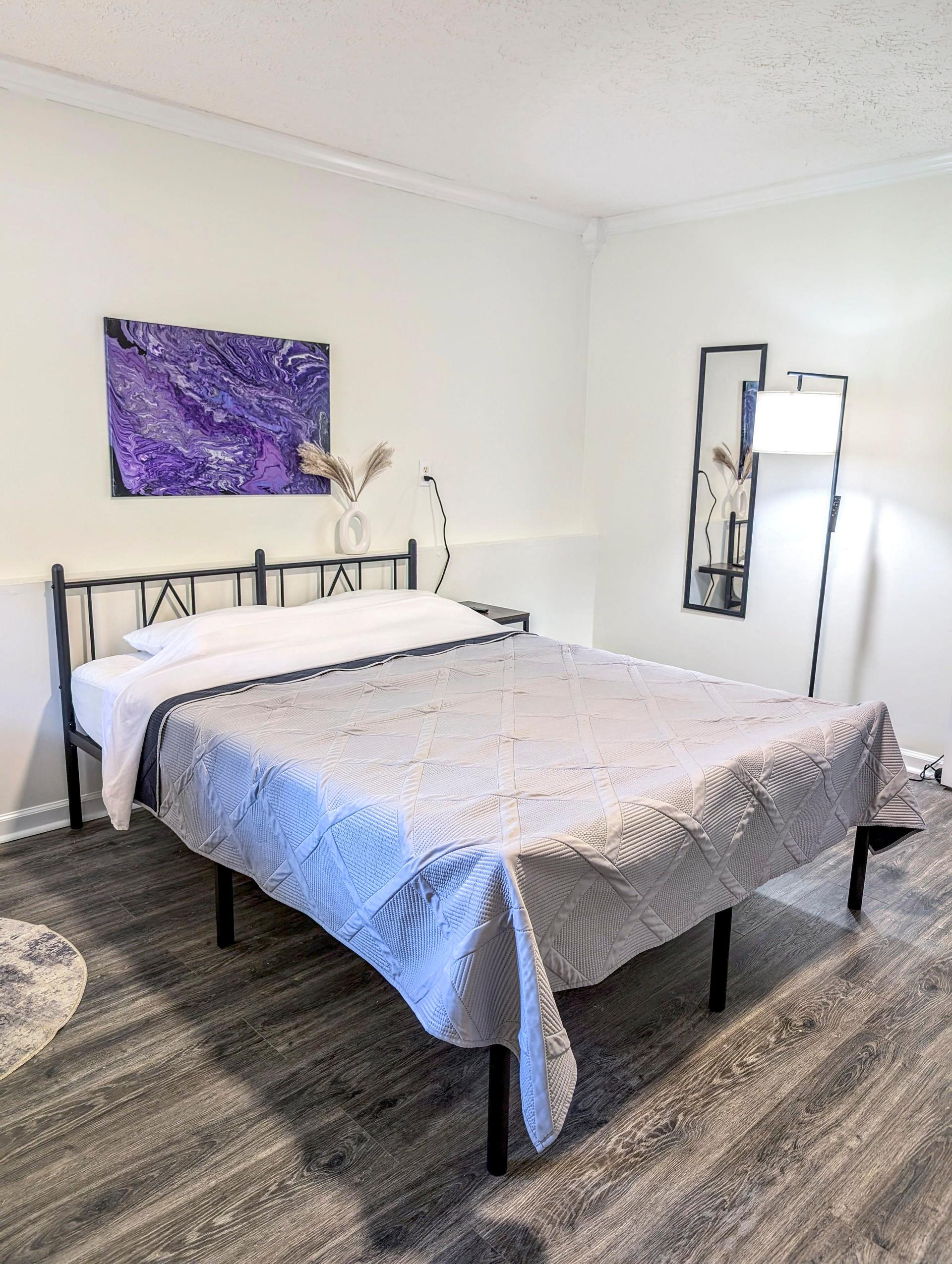 bedroom, detected:bed