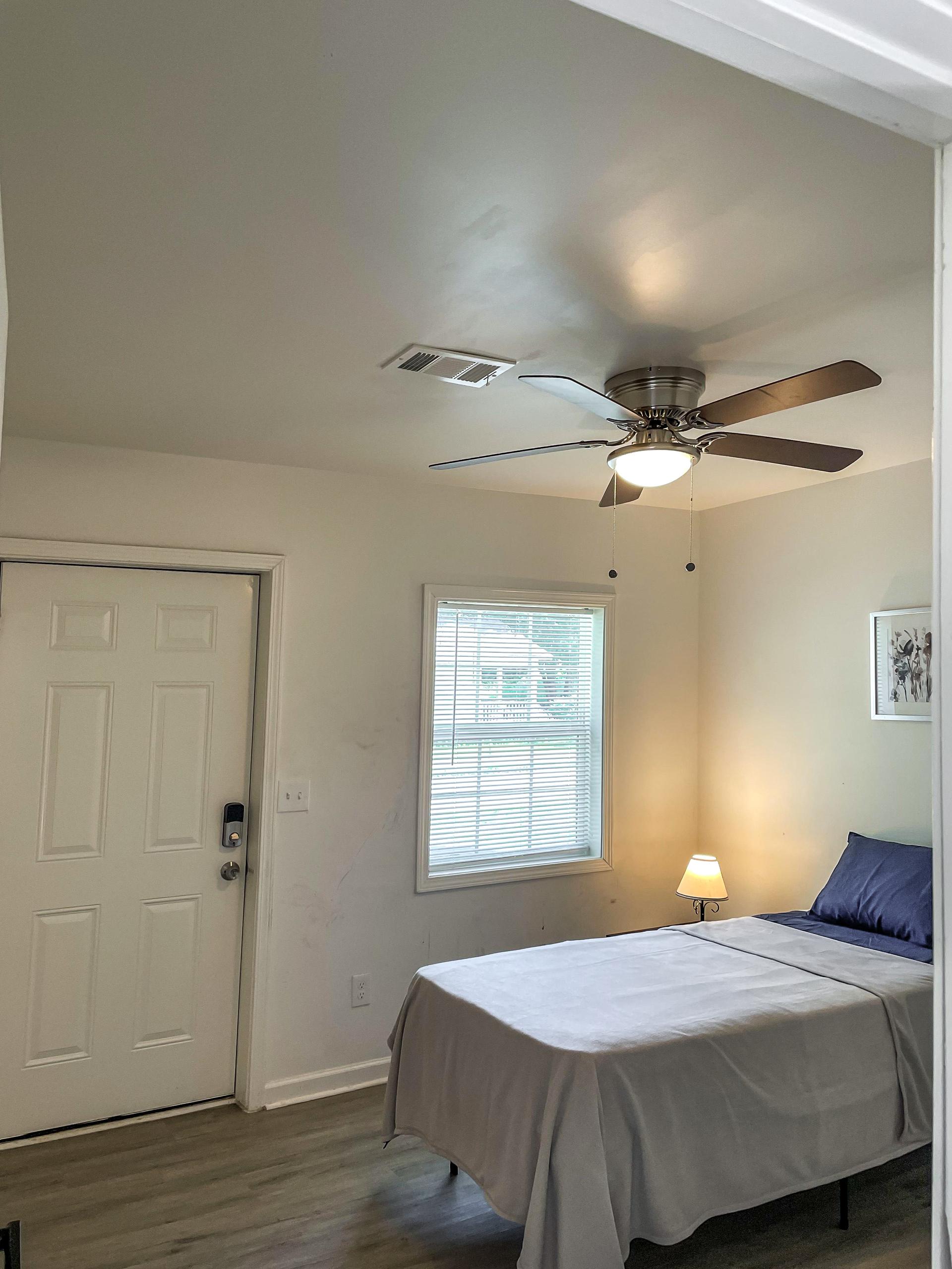 bedroom, detected: ceiling fan, bed