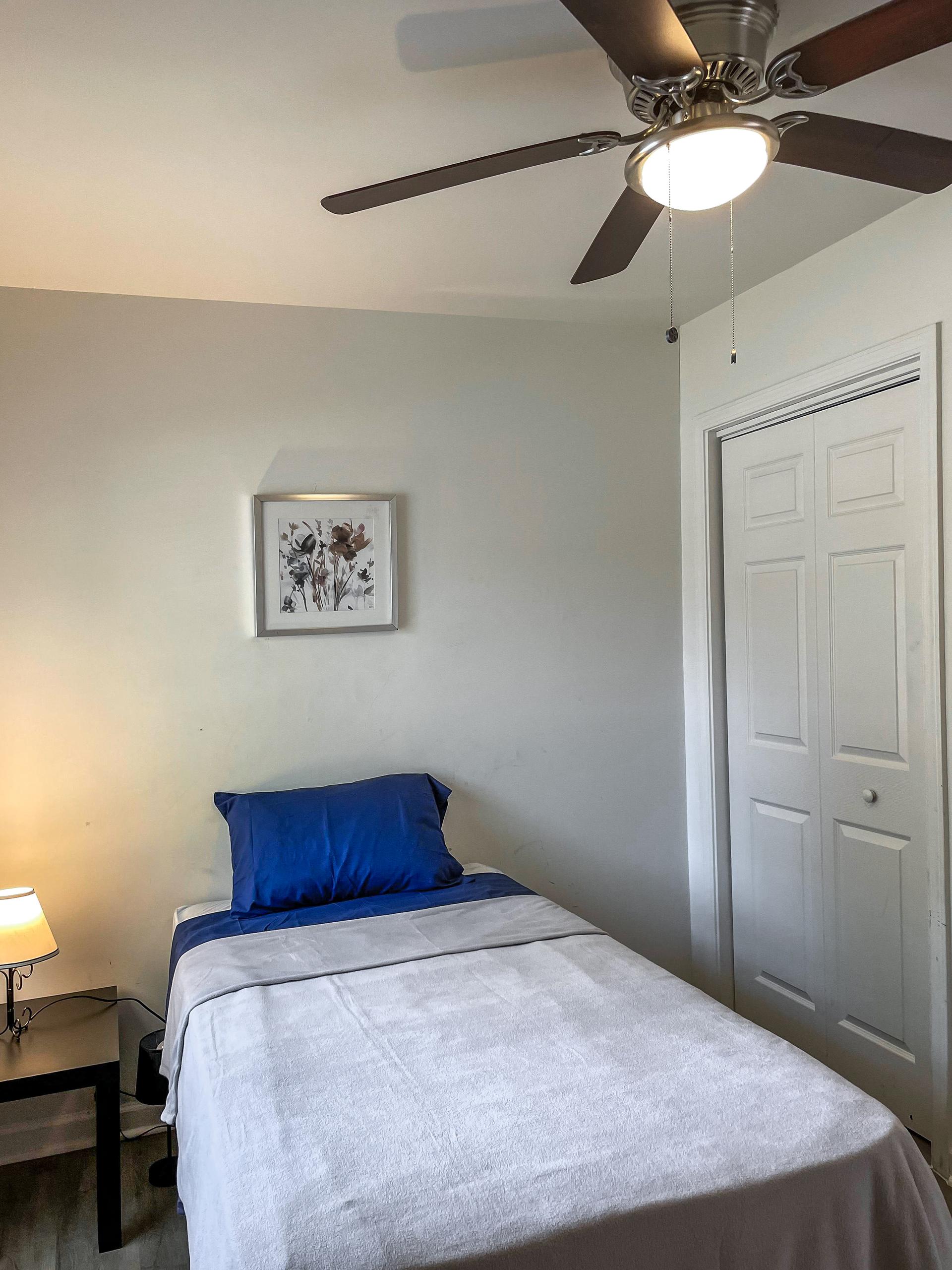 bedroom, detected: ceiling fan, bed, window blind