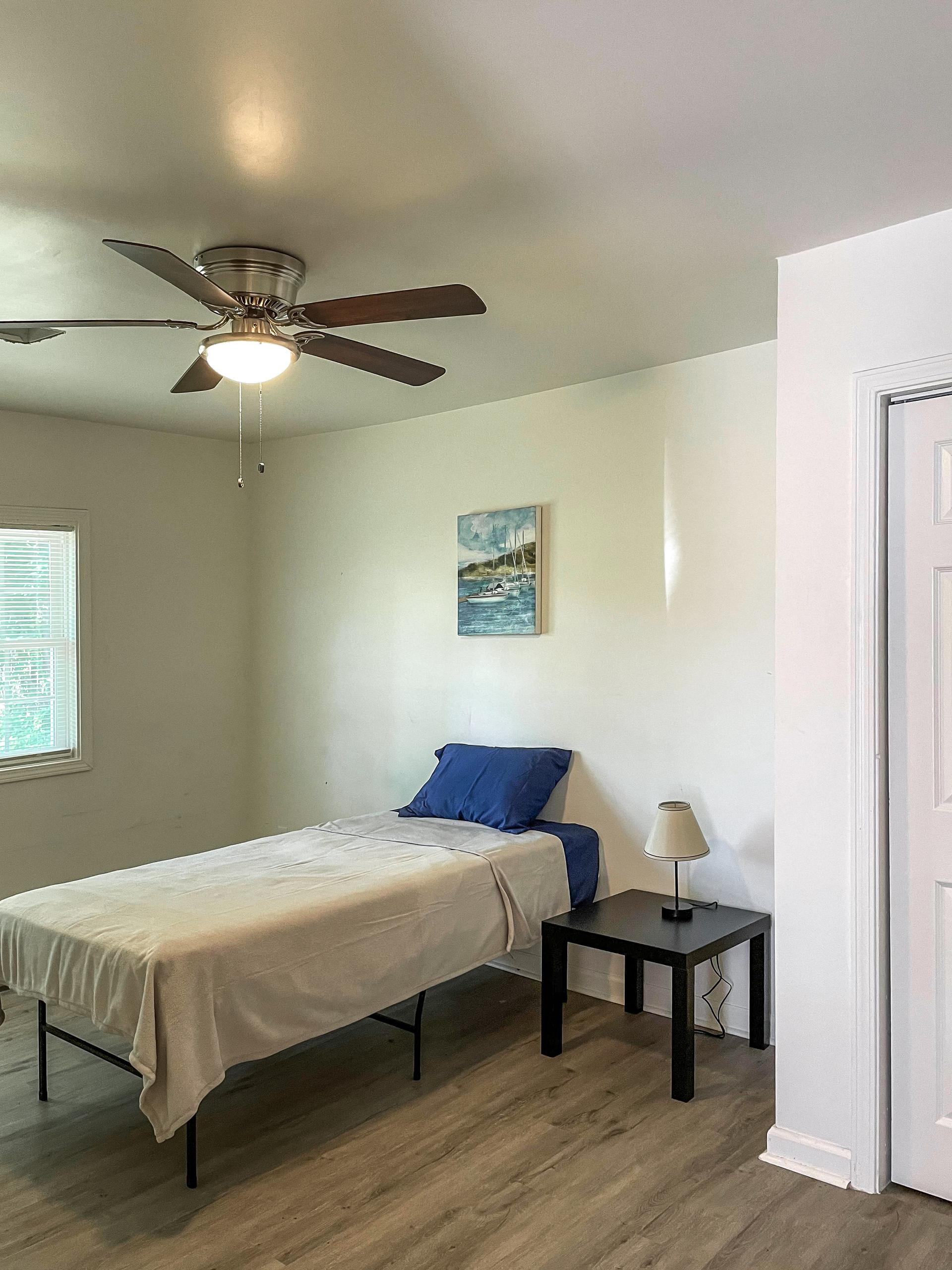 bedroom, detected: ceiling fan, bed, window blind