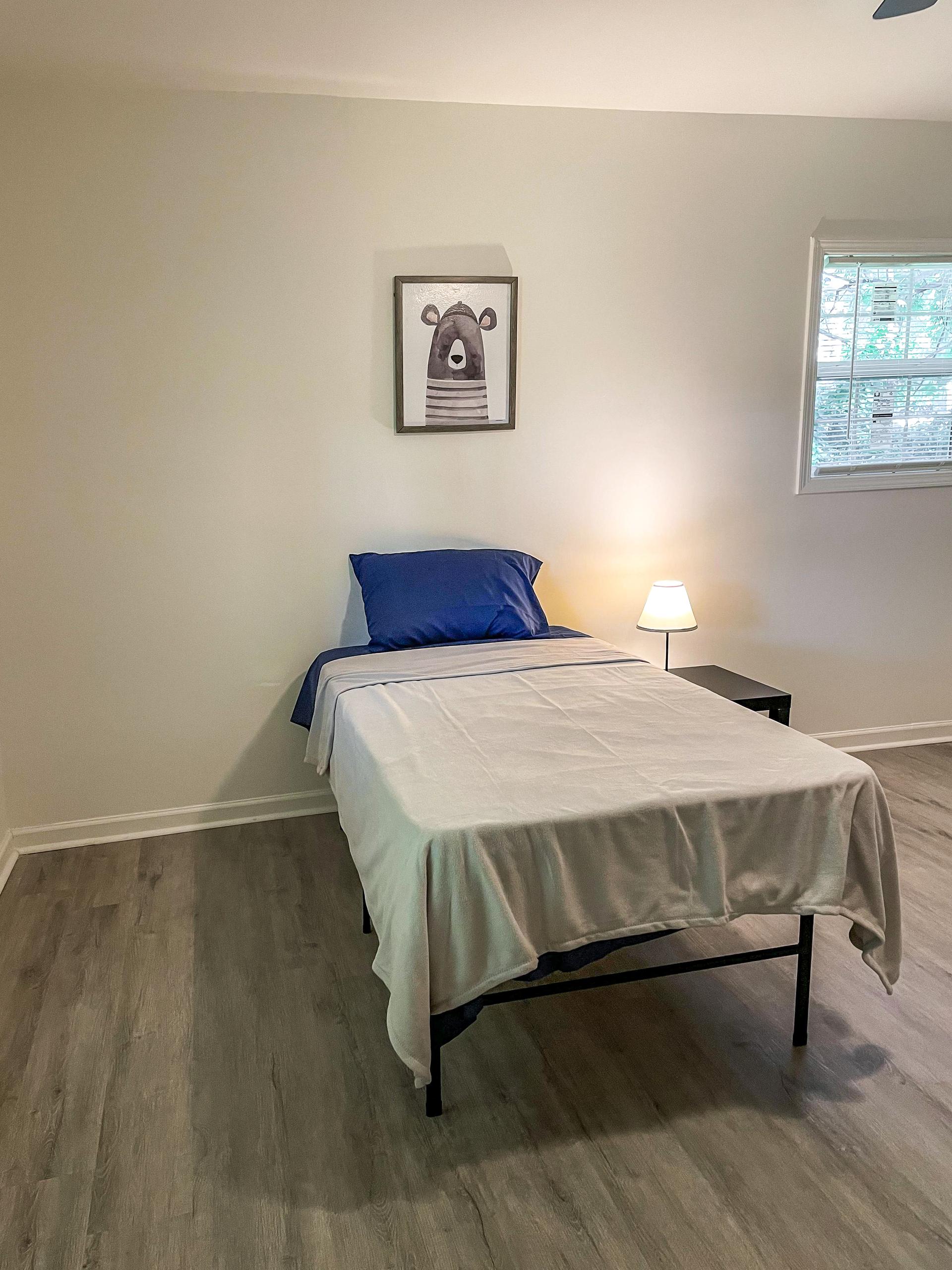 bedroom, detected: bed