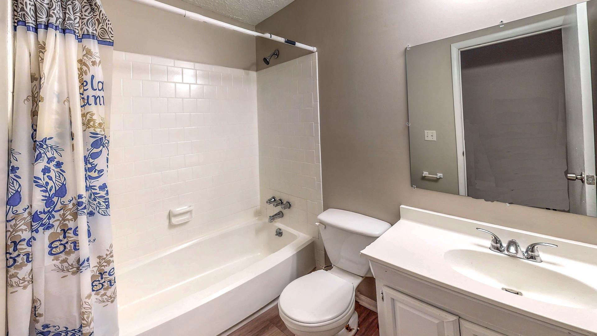 Bathroom(s)