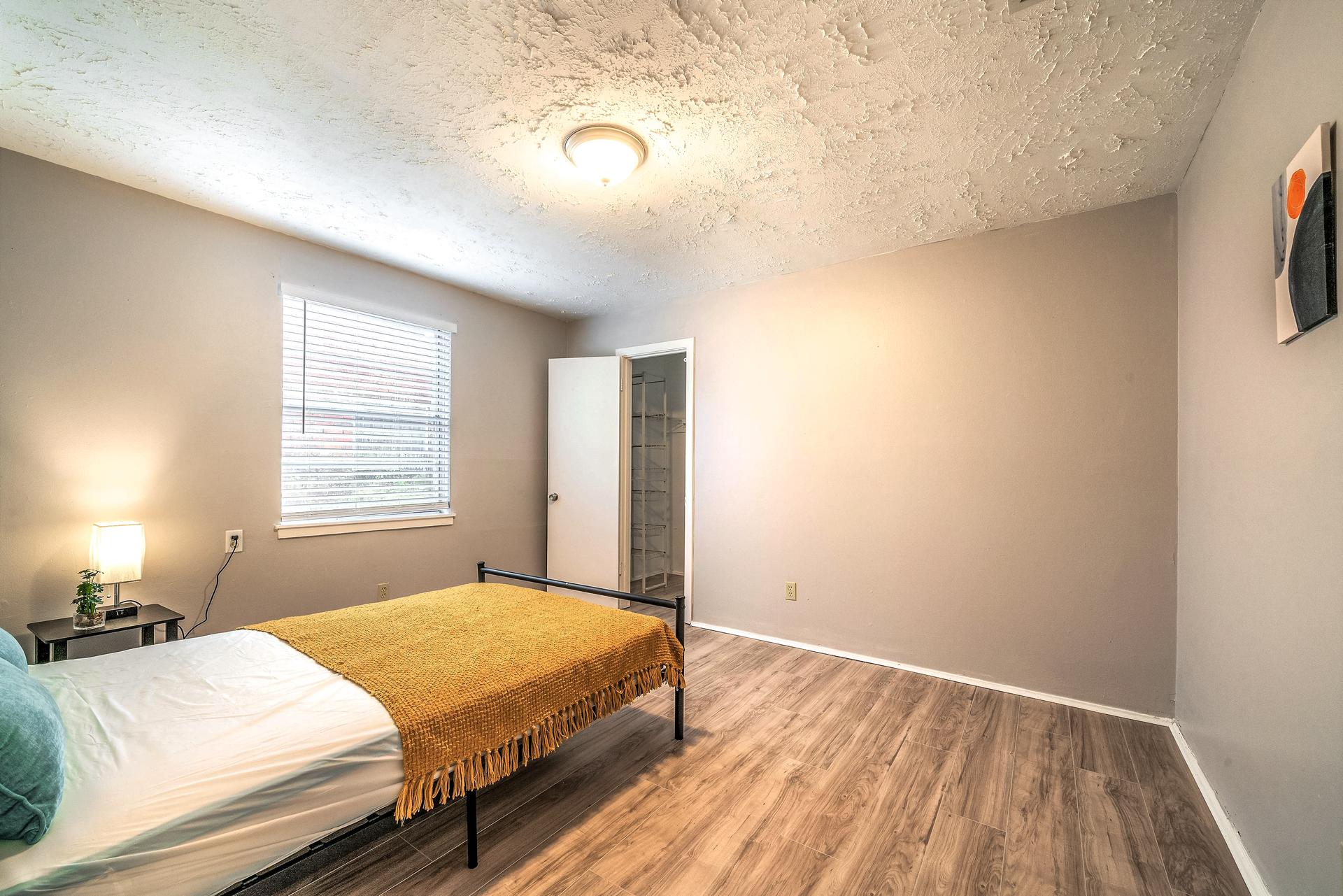 bedroom, detected: bed