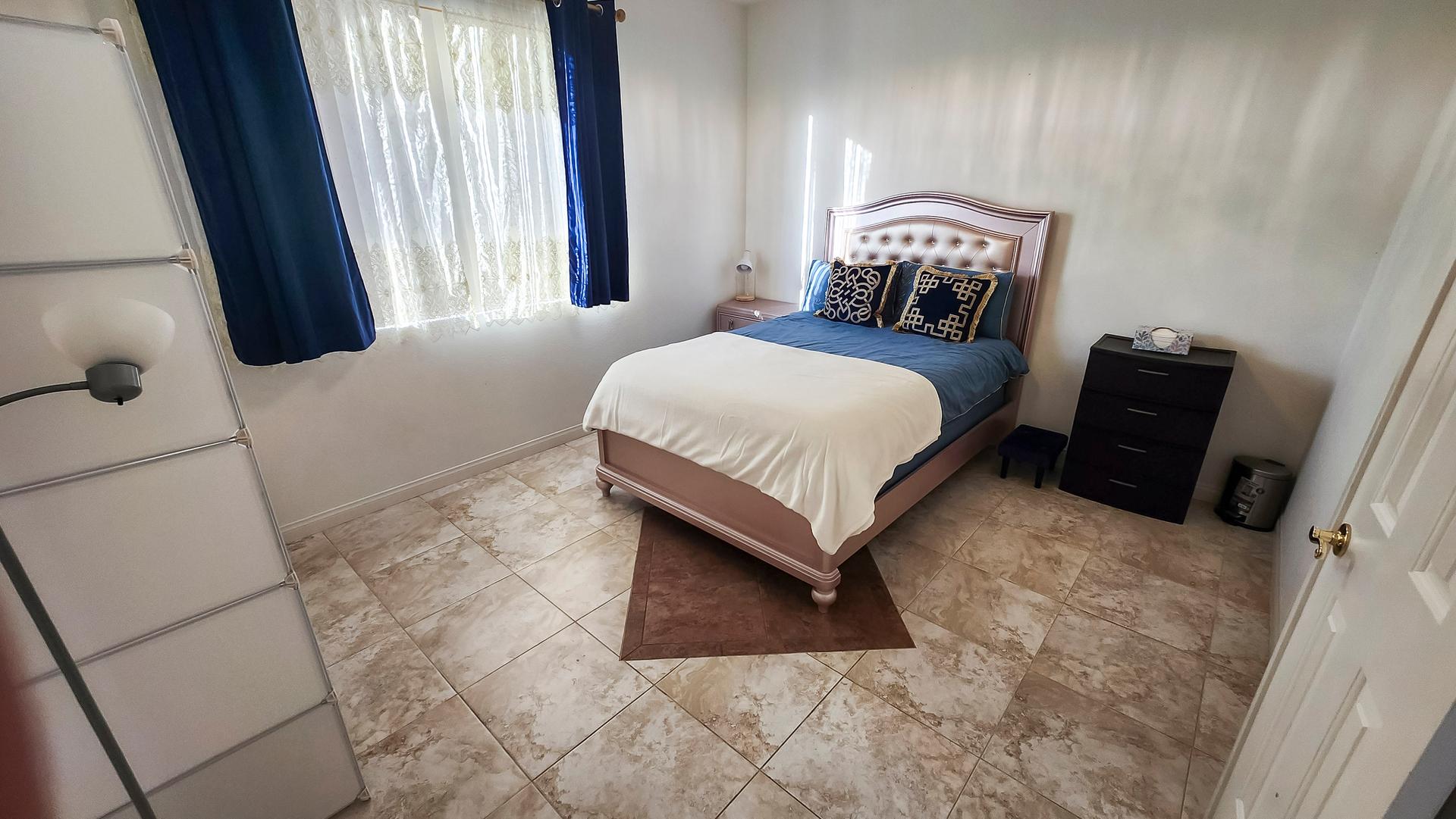 bedroom, detected:bed