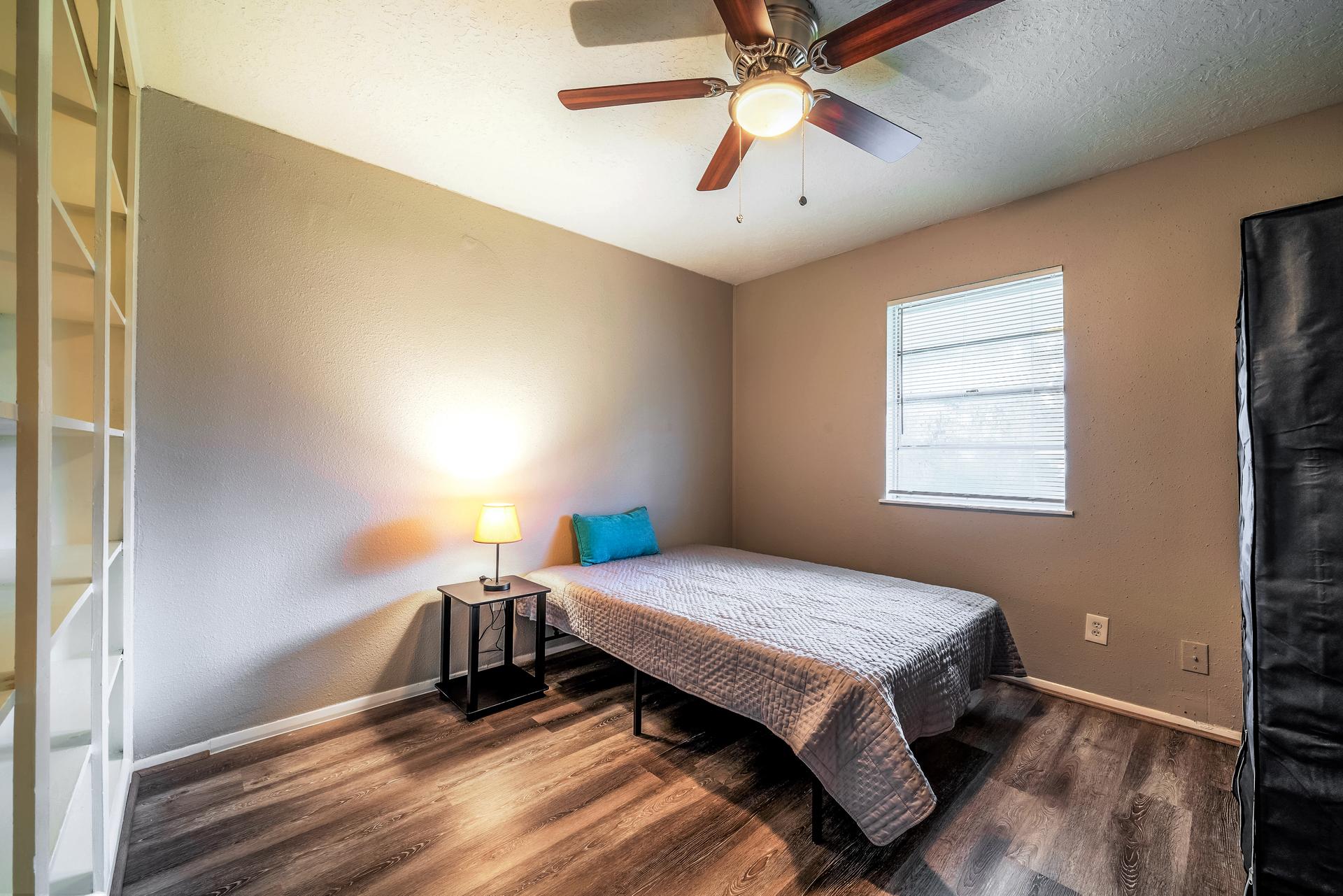 bedroom, detected: ceiling fan, window blind, bed