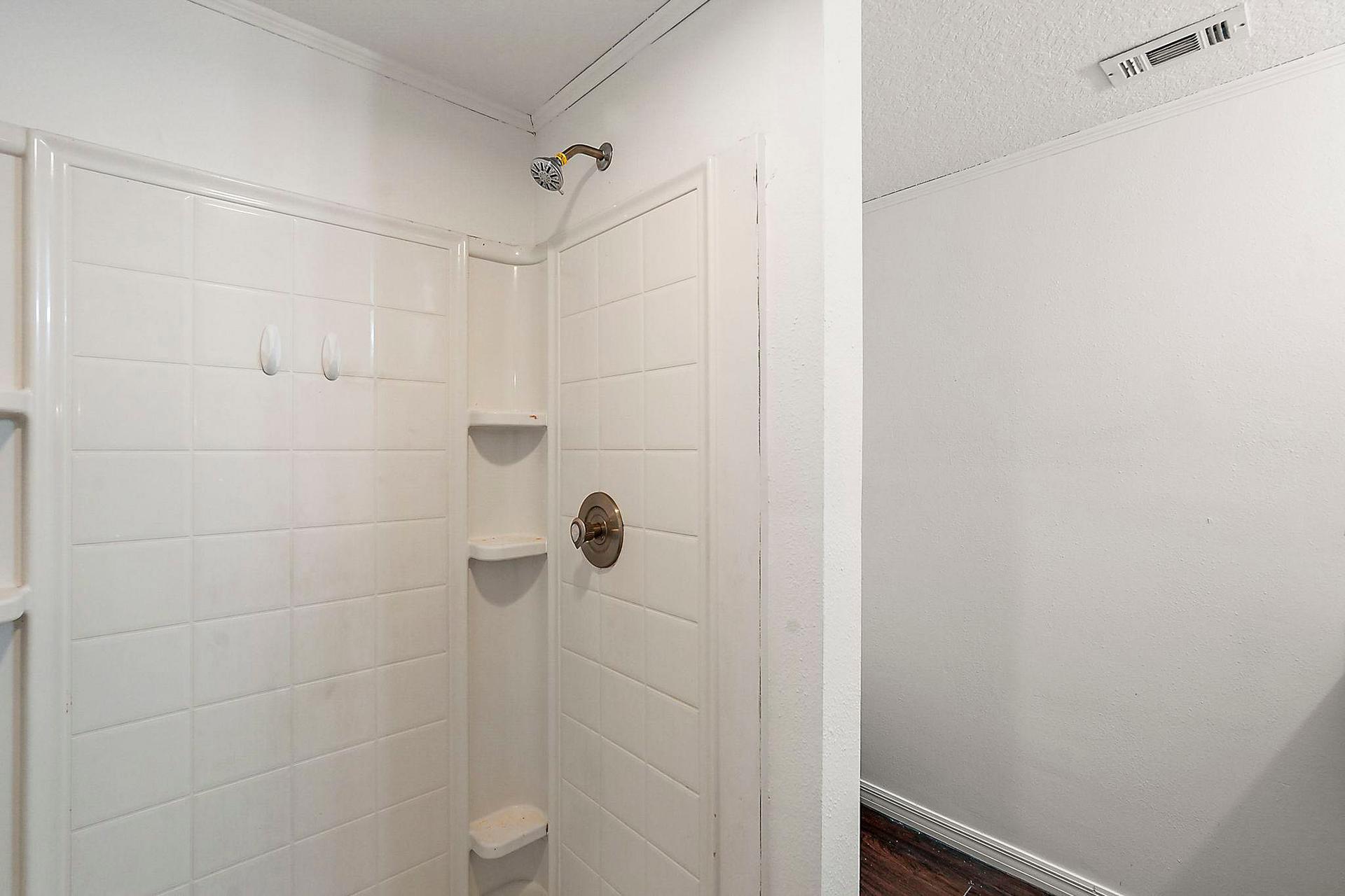 bathroom, detected: