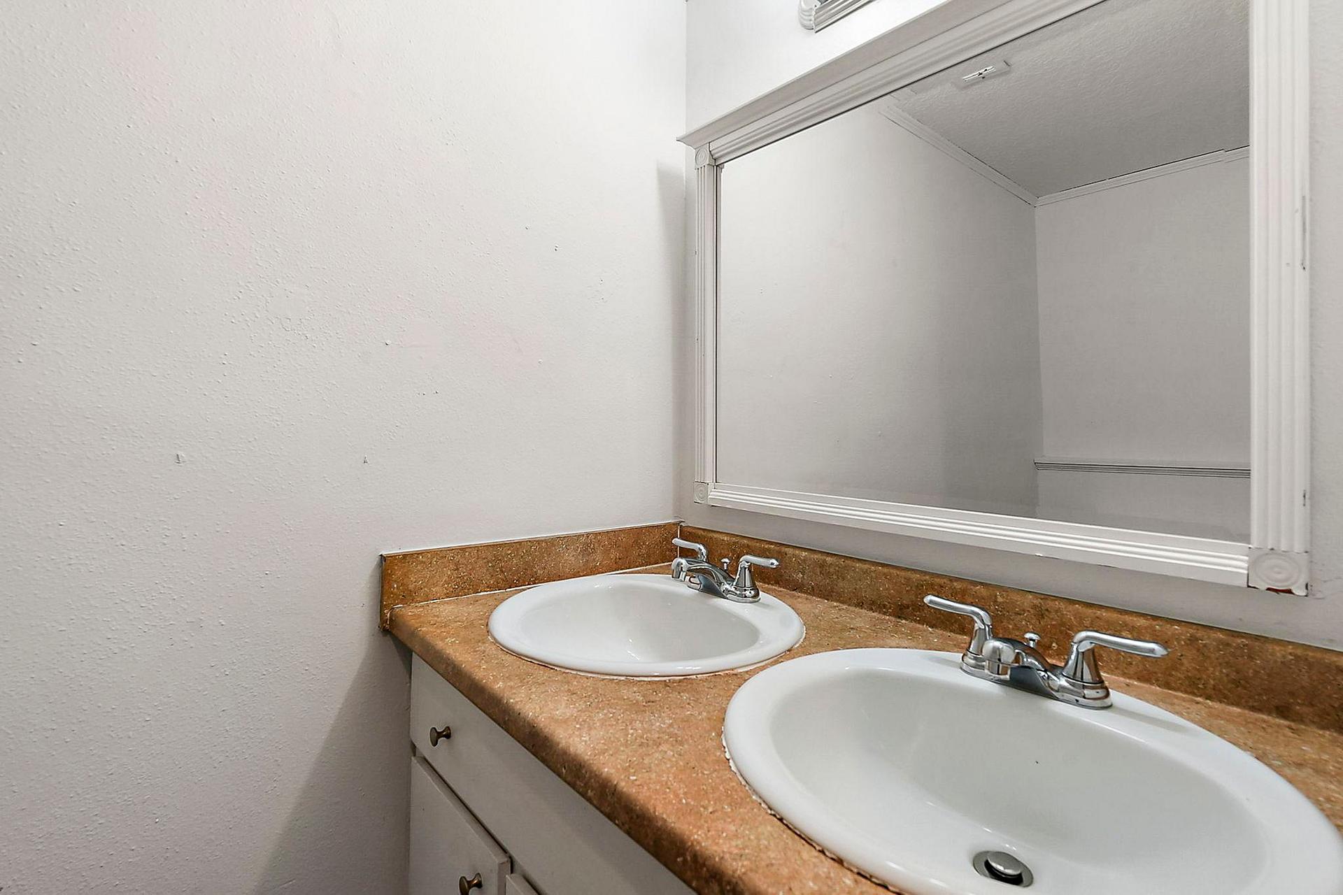 bathroom, detected: