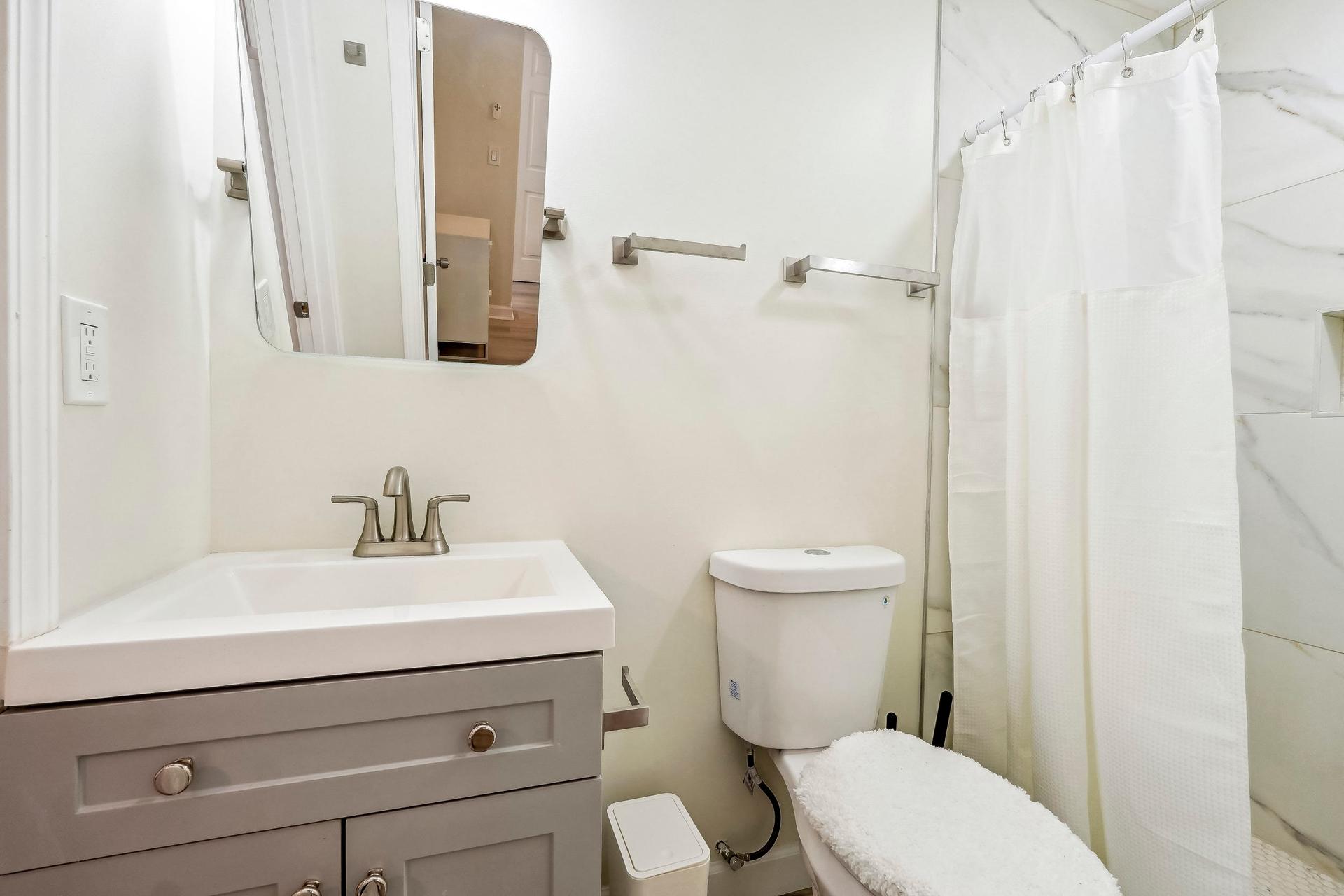 bathroom, detected:shower