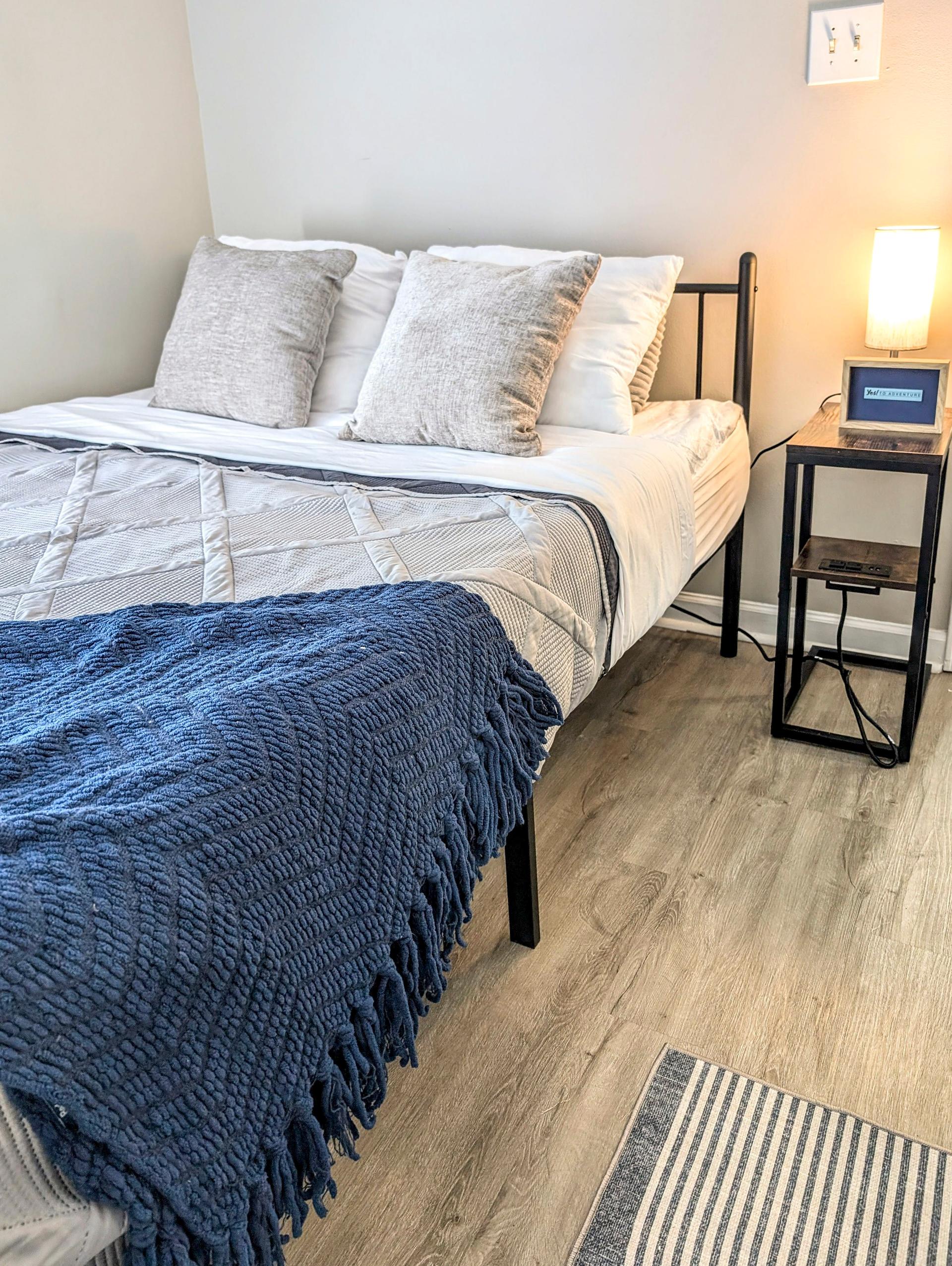 bedroom, detected:bed