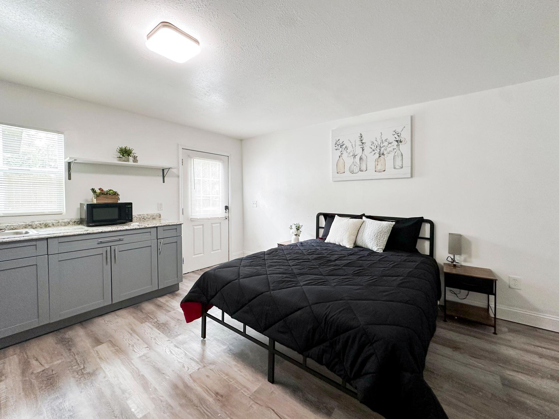 bedroom, detected:bed
