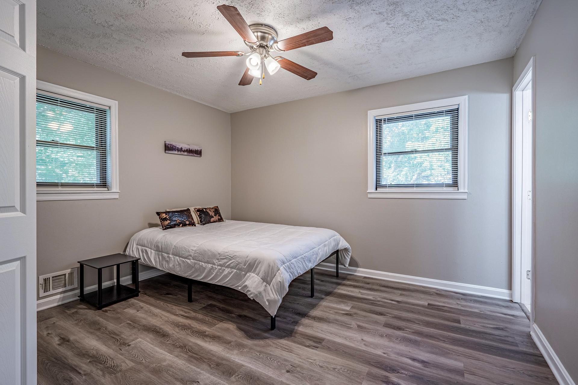 bedroom, detected: ceiling fan, window blind, bed