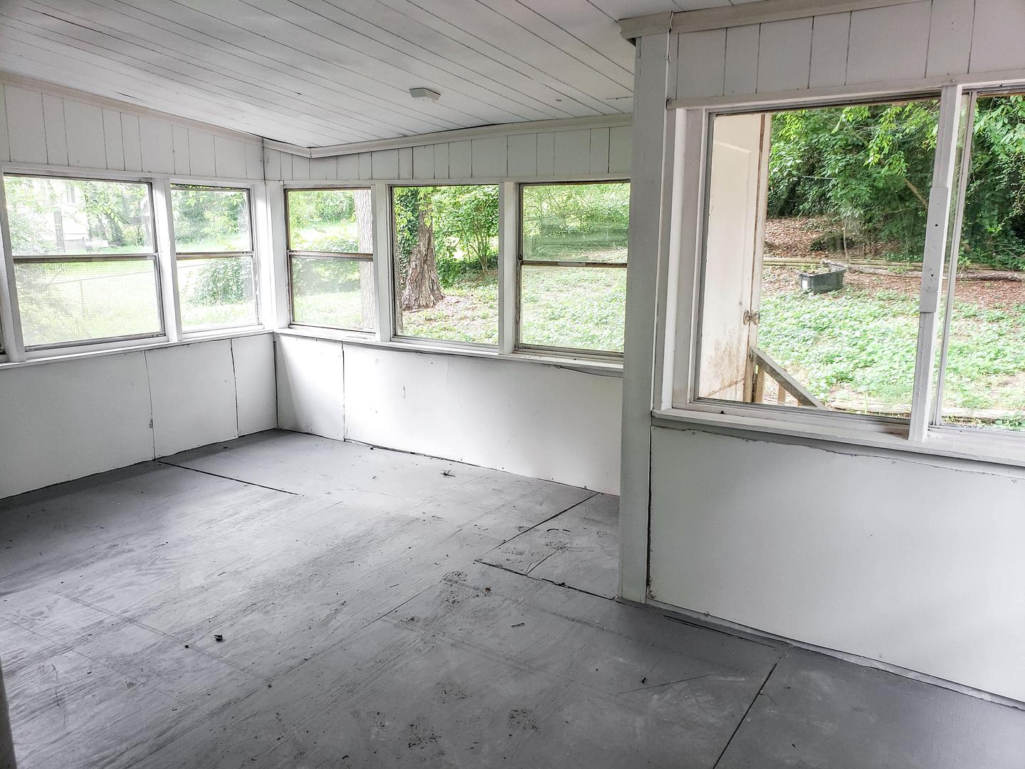 Common spaces including the kitchen