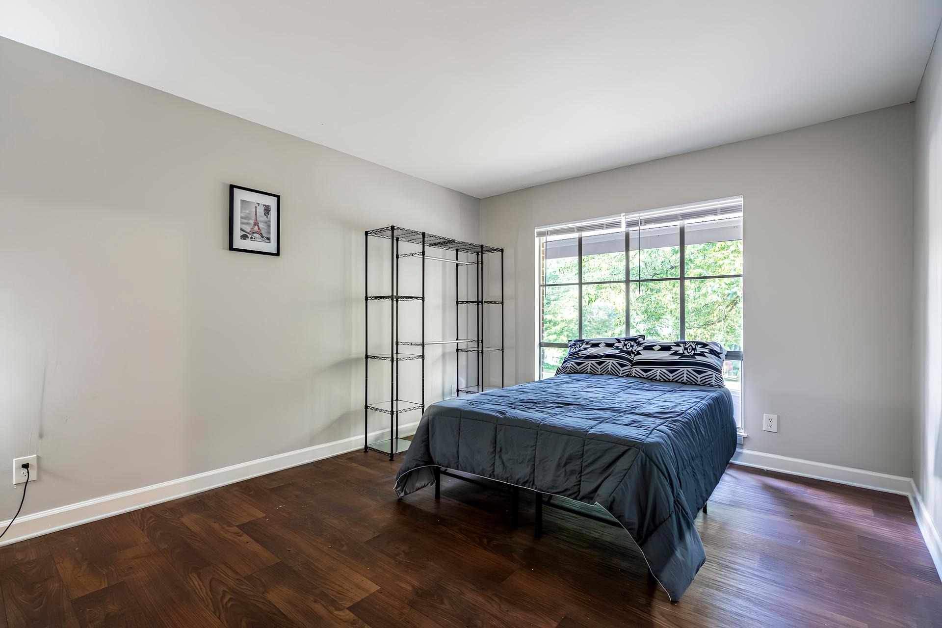 bedroom, detected:bed