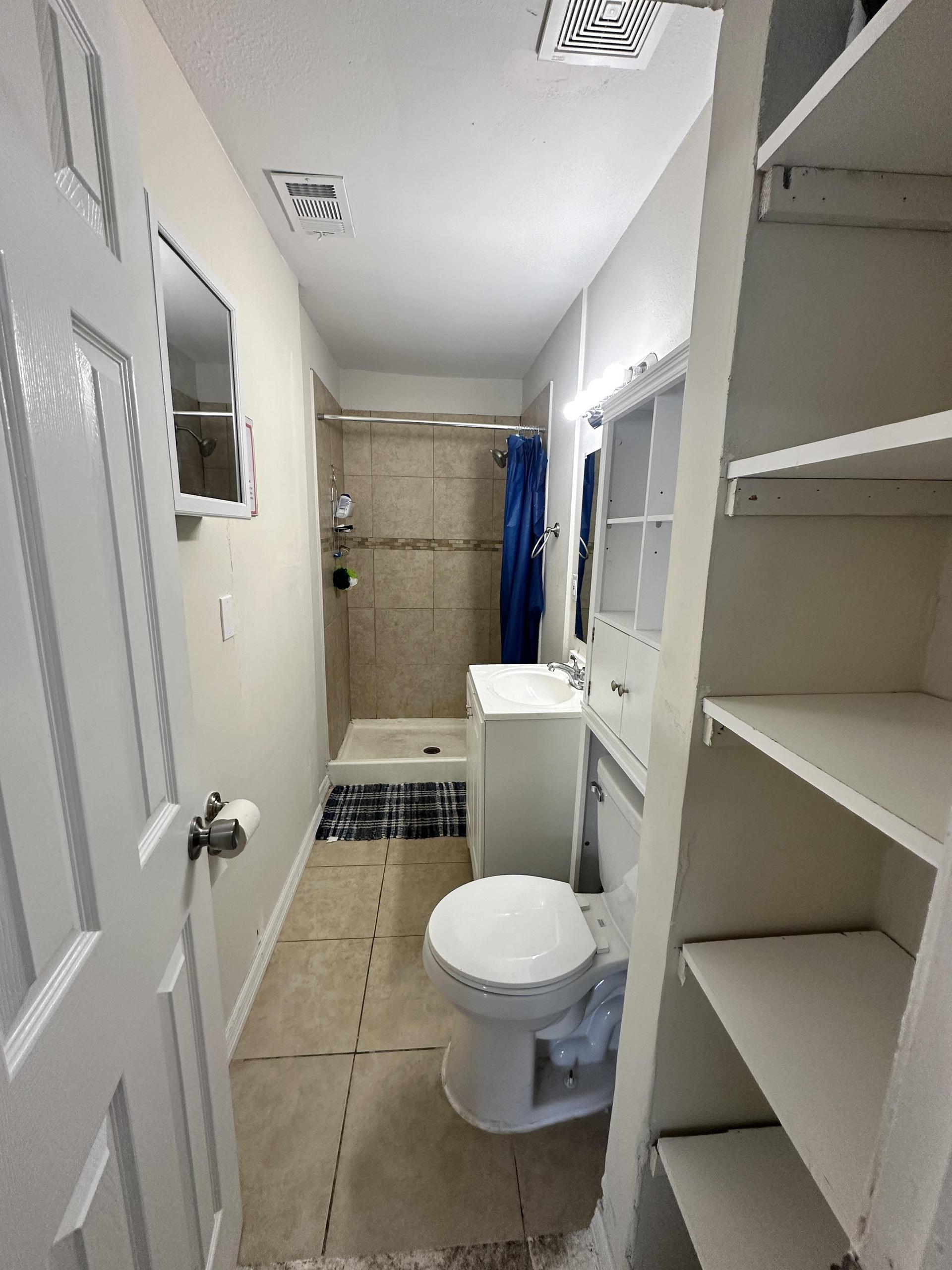 Full Bathroom