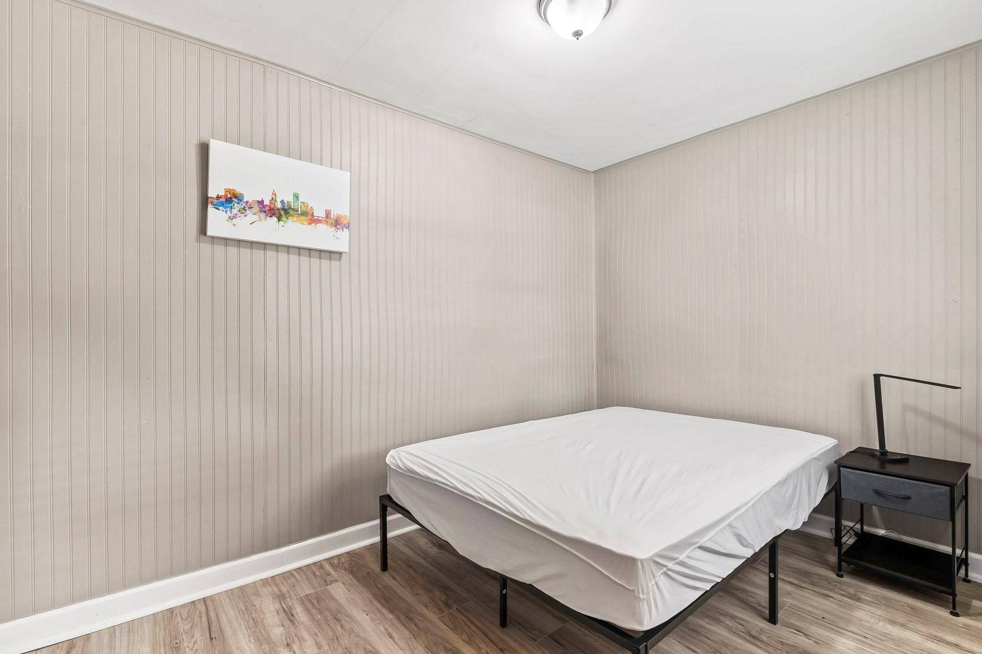 bedroom, detected:bed