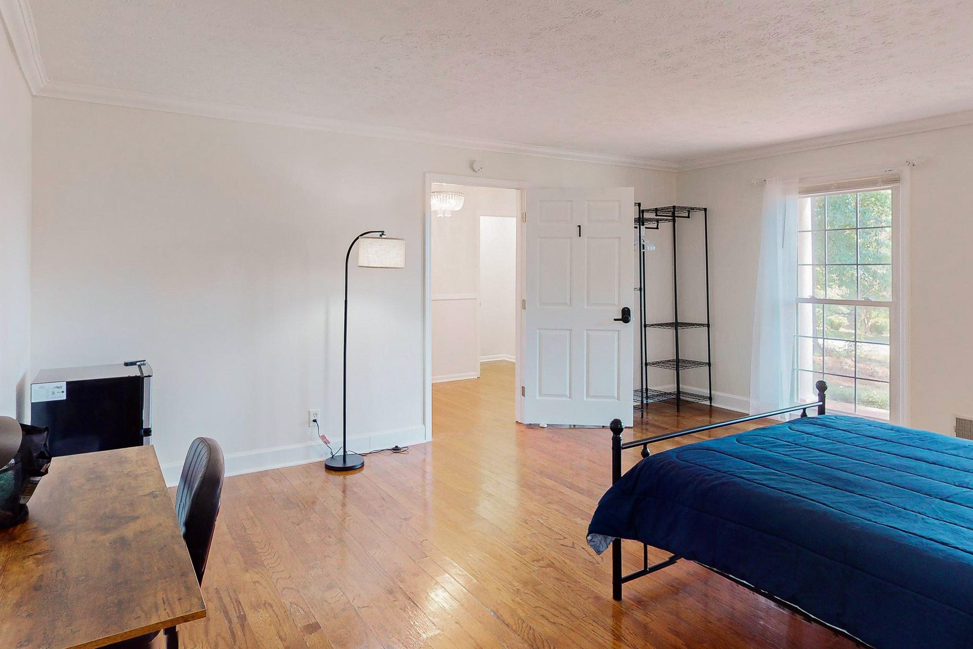 bedroom, detected:bed