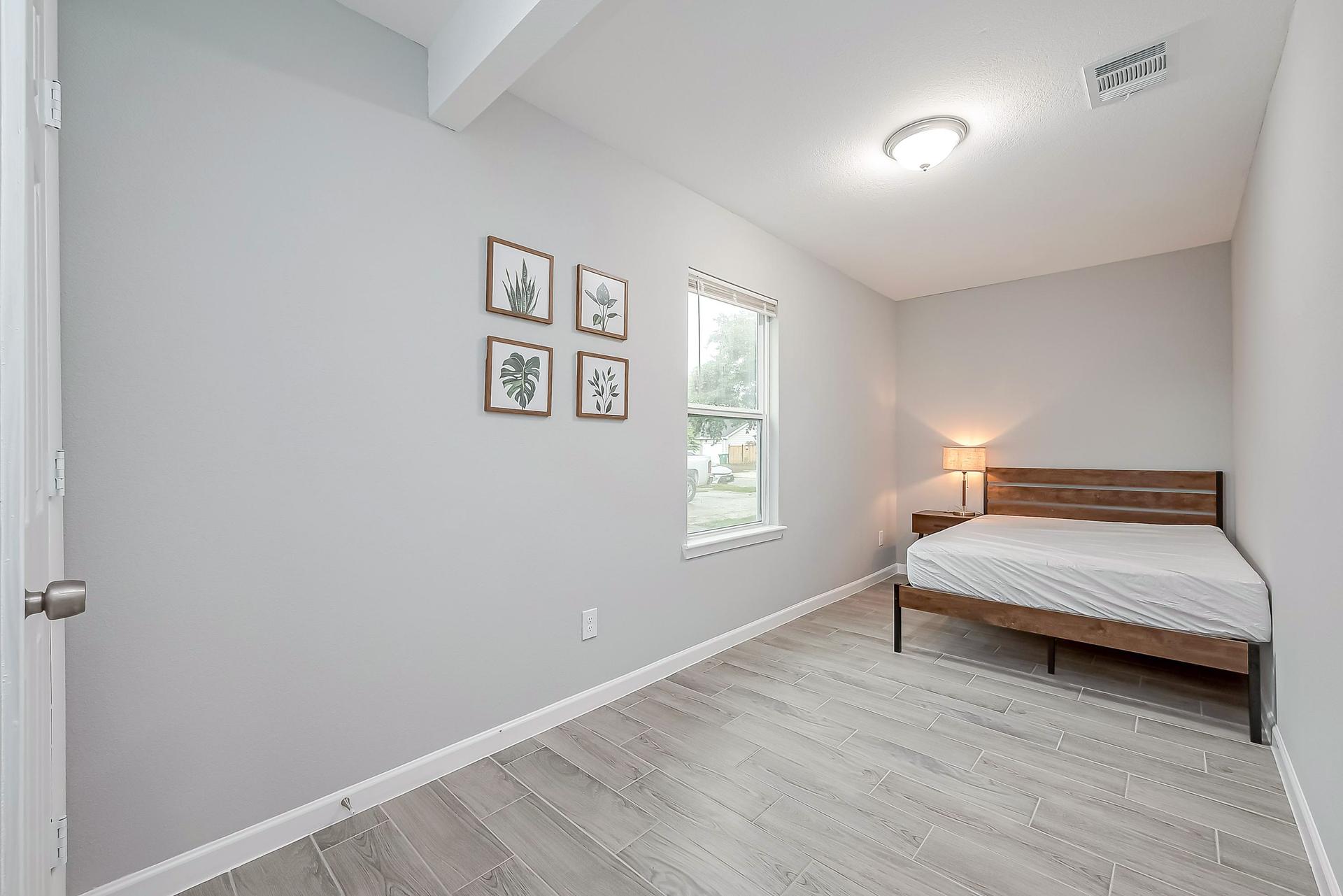 bedroom, detected:bed