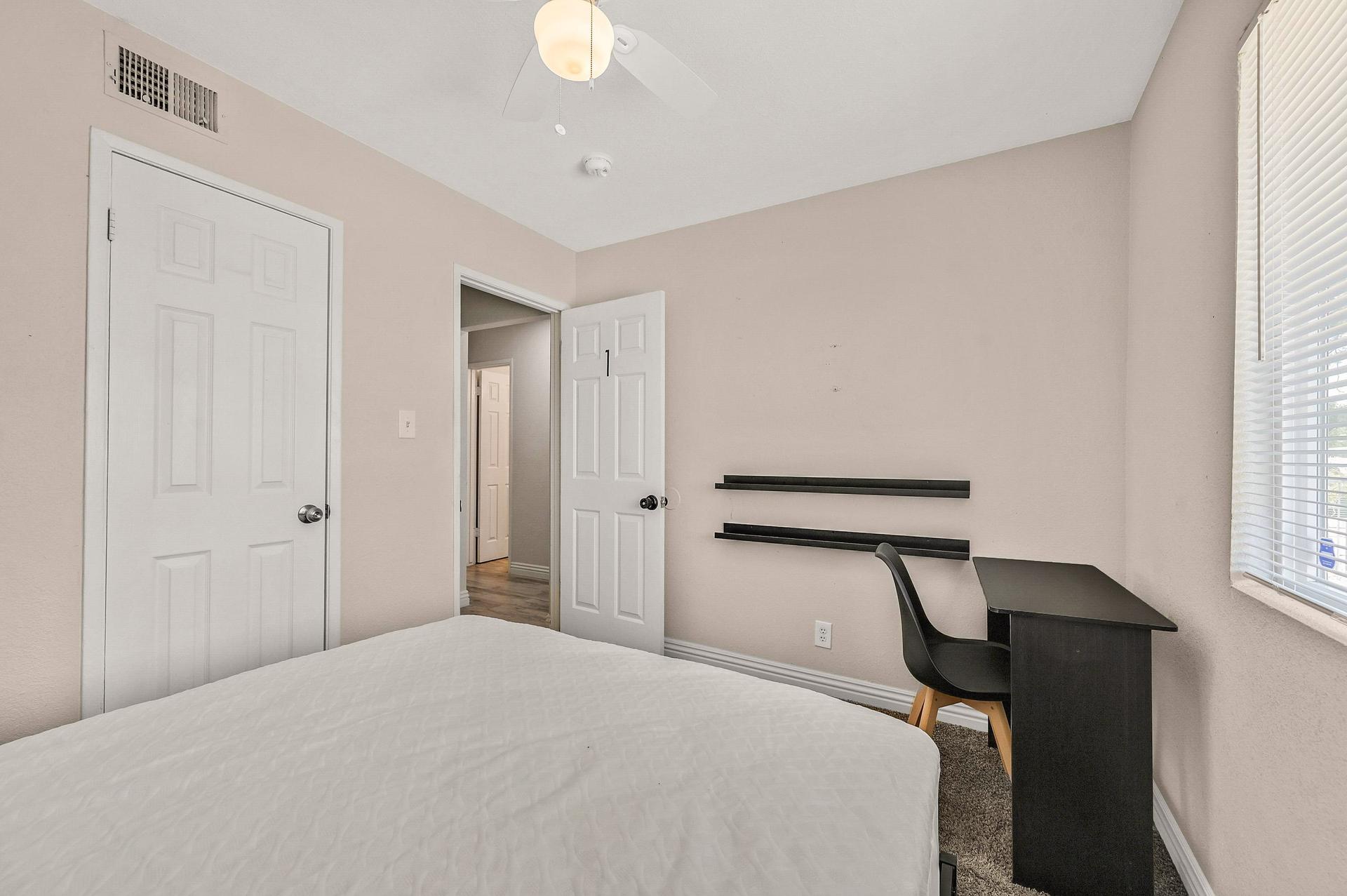 bedroom, detected:bed, window blind