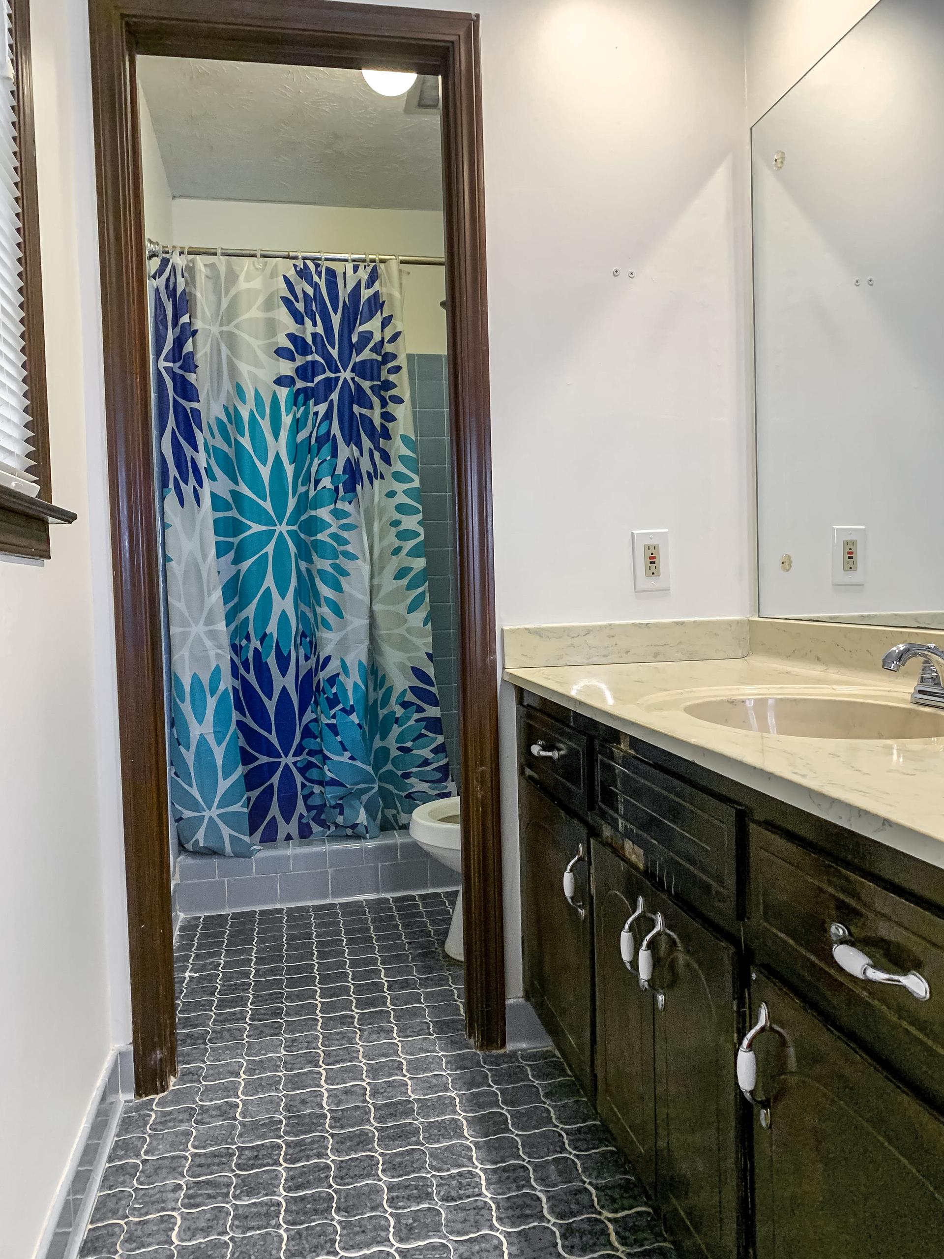 bathroom, detected: