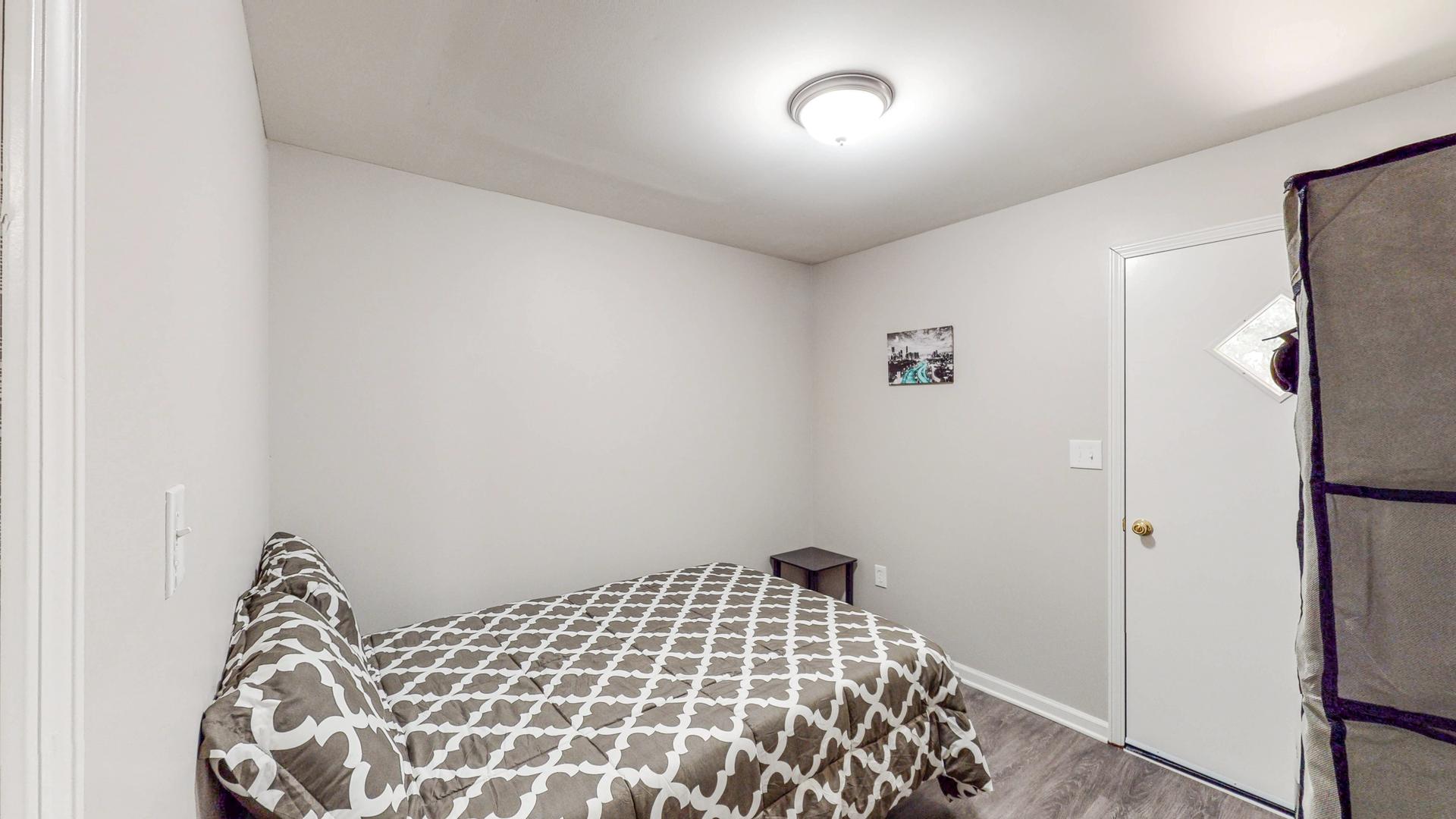 bedroom, detected: bed