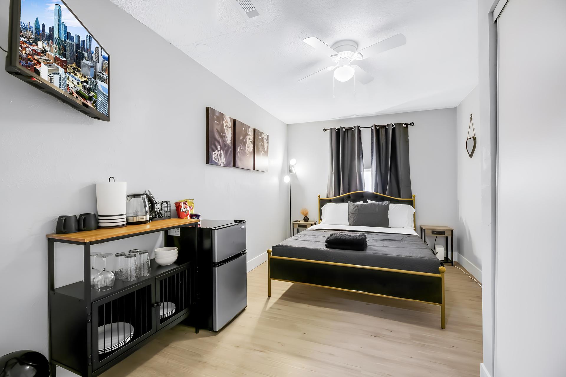 bedroom, detected:bed