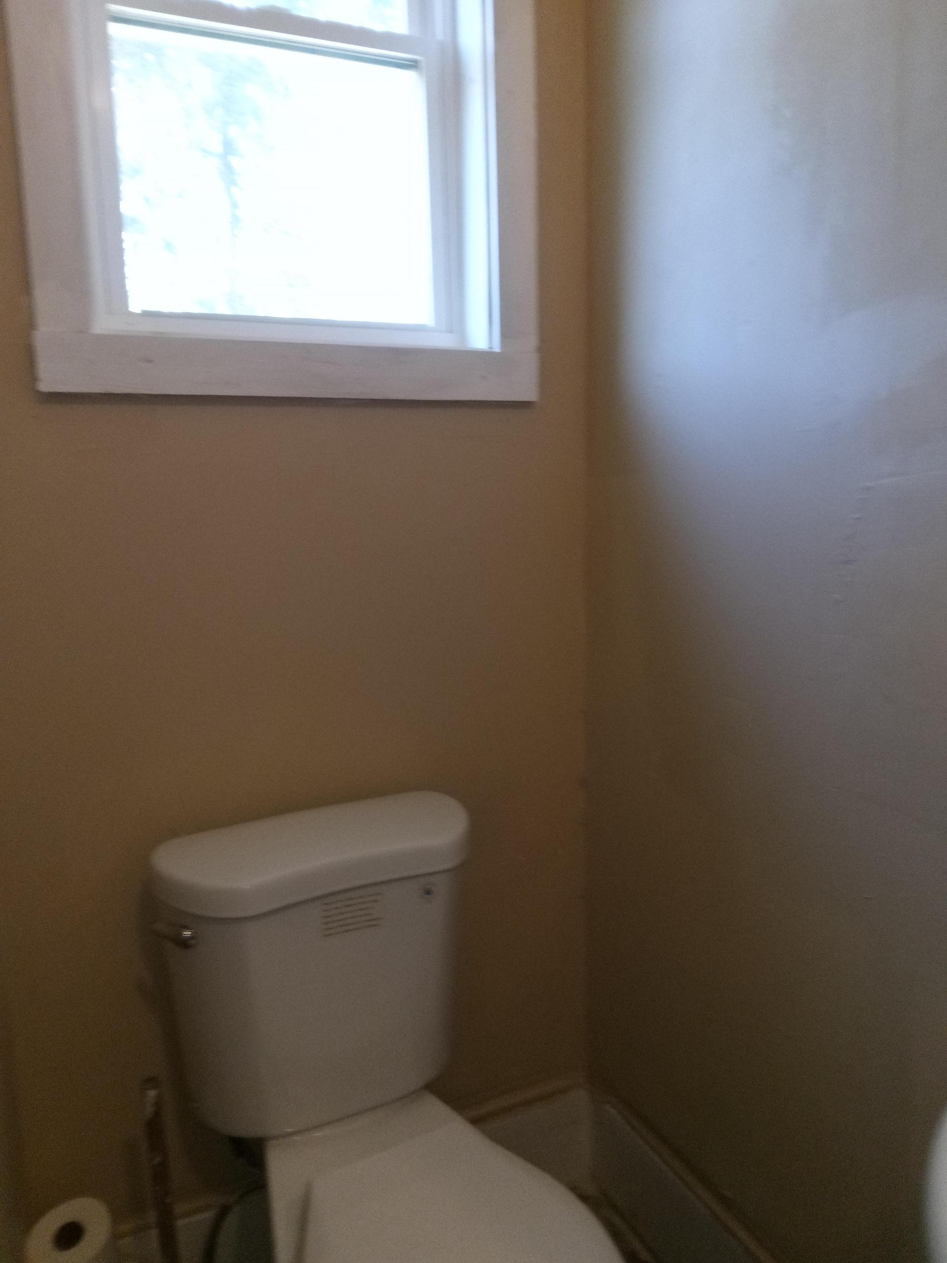 Bathroom Room 1