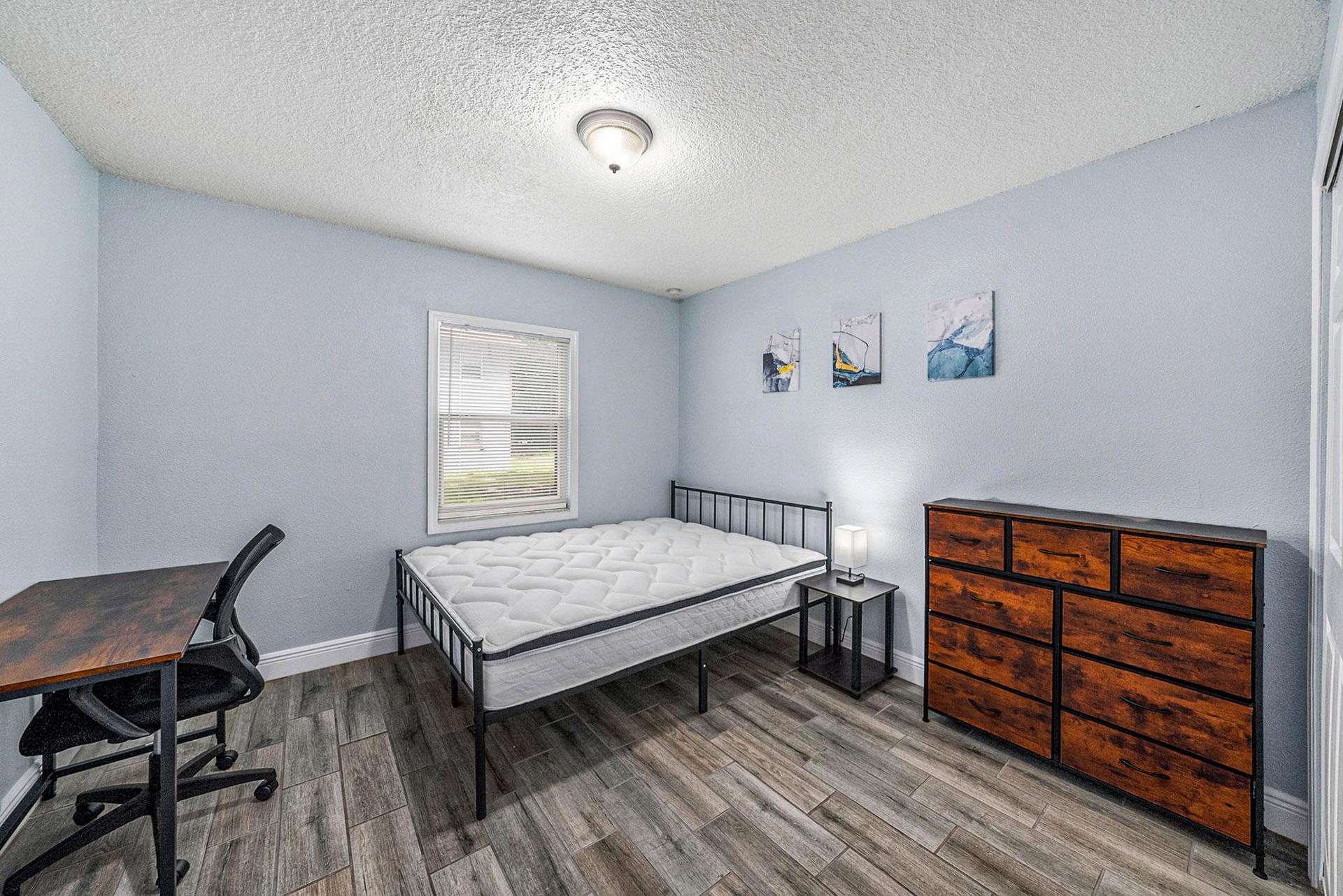 bedroom, detected:bed