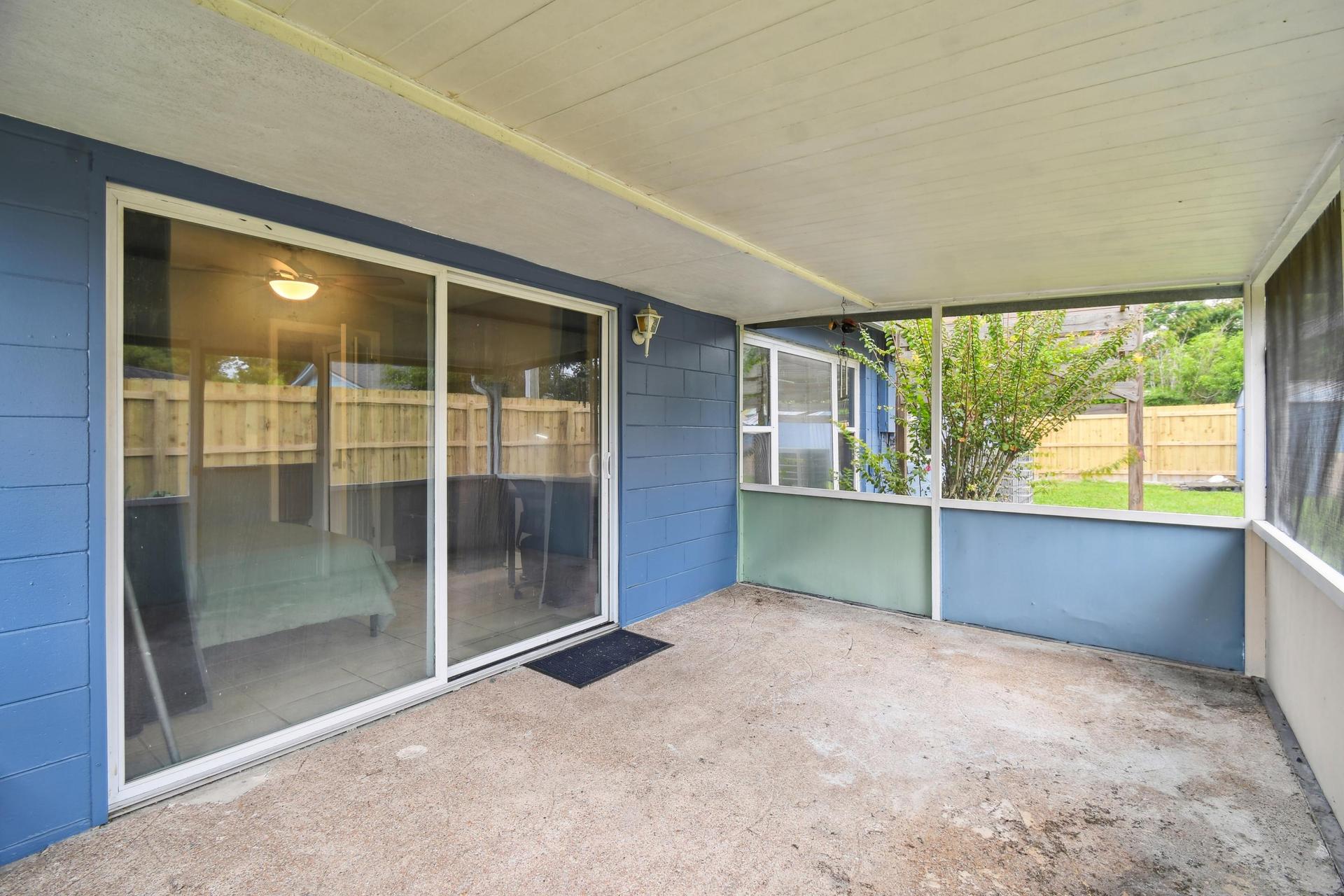 Your very own screened in patio