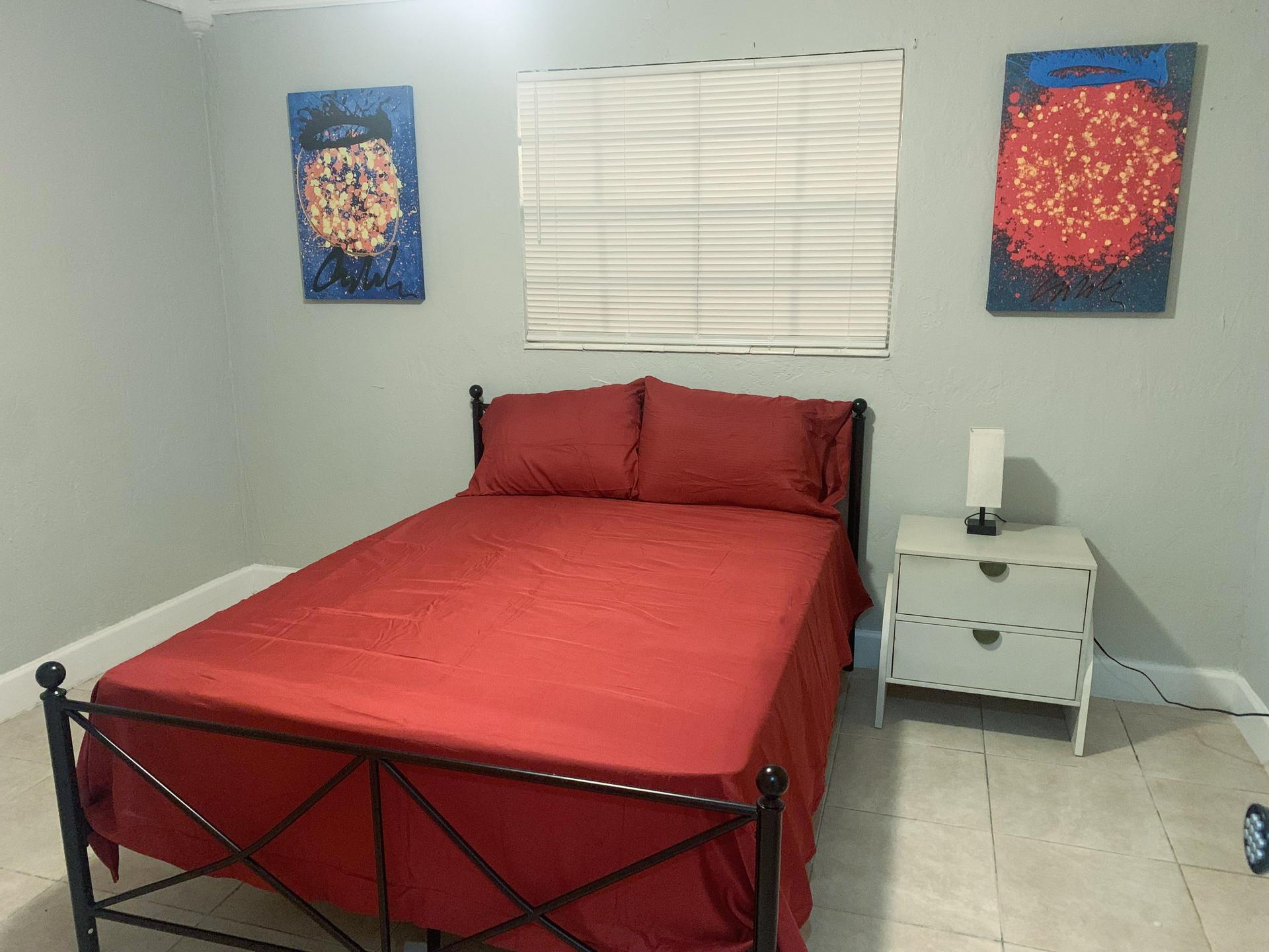 bedroom, detected:bed, window blind