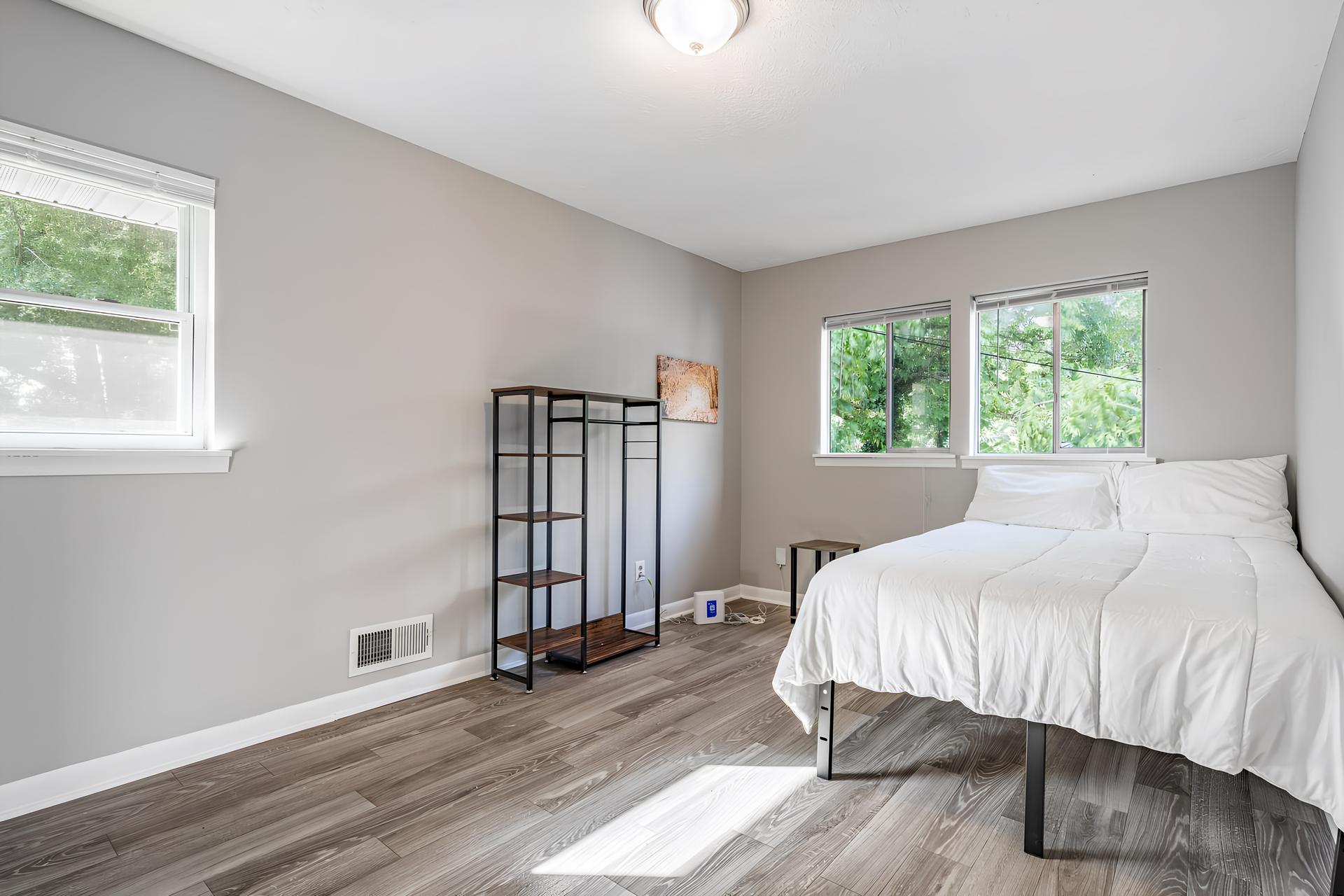 bedroom, detected:bed