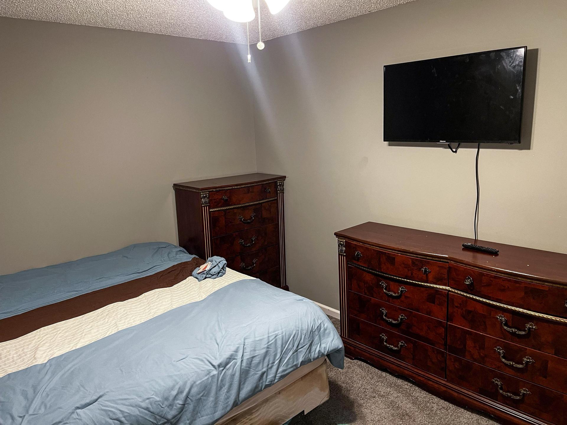 bedroom, detected:bed