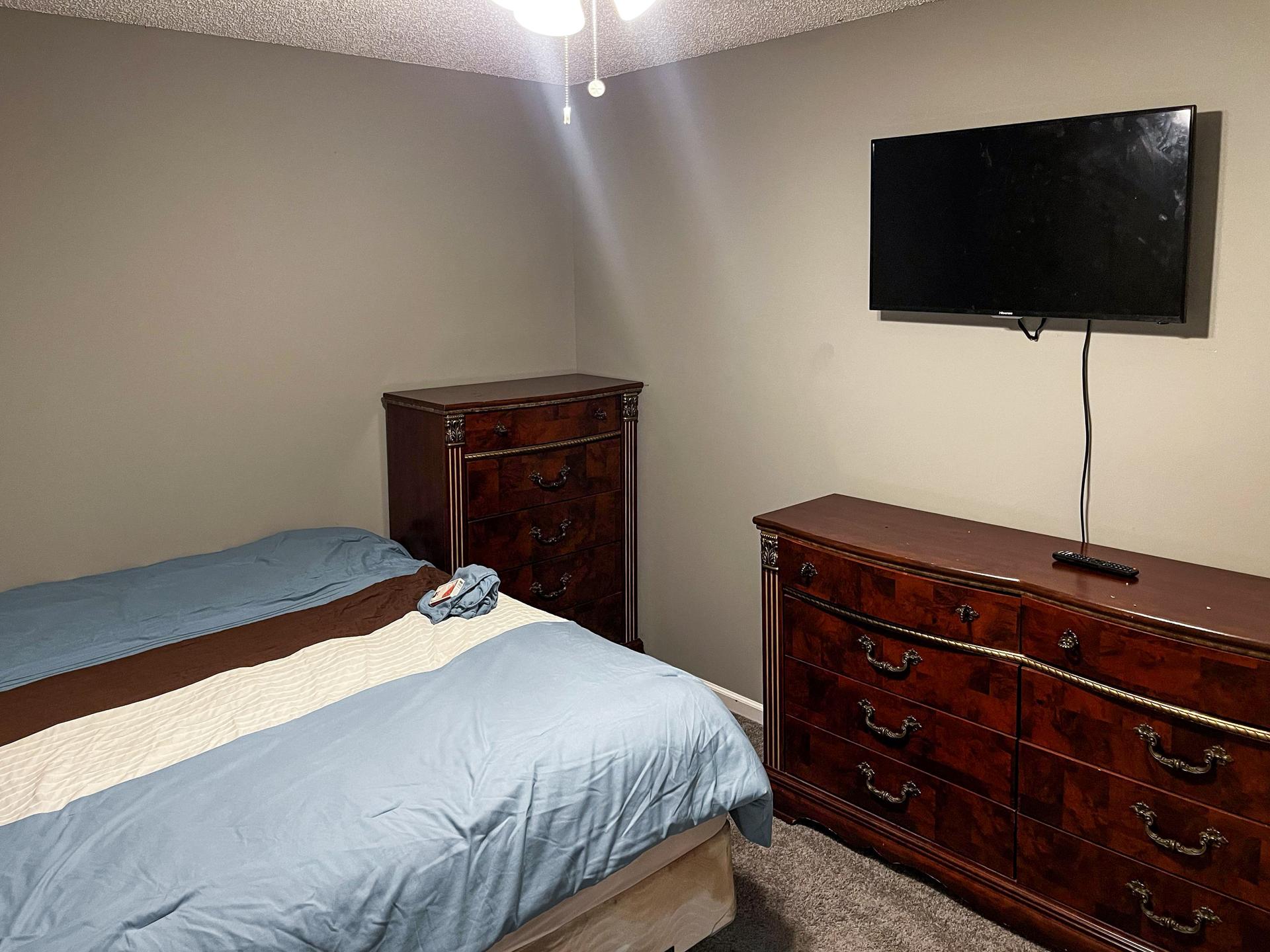 bedroom, detected:bed