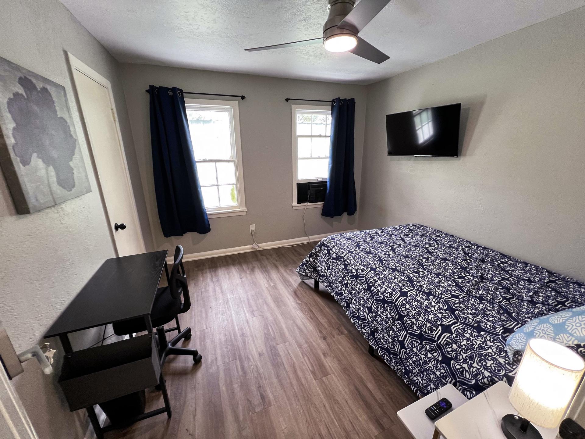 bedroom, detected:bed, ceiling fan