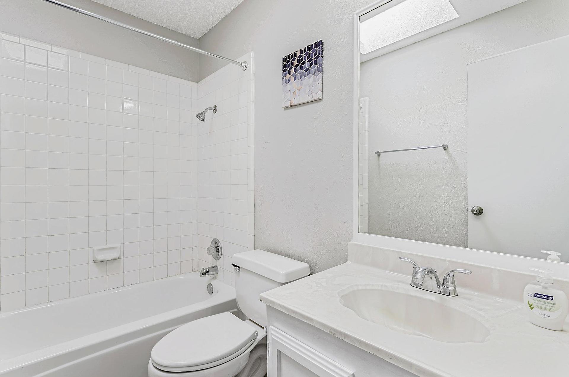 bathroom, detected: toilet