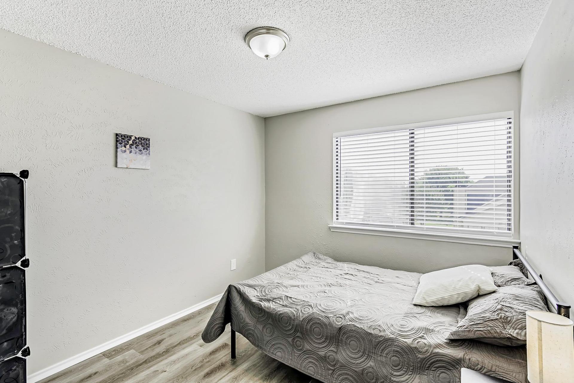 bedroom, detected: bed