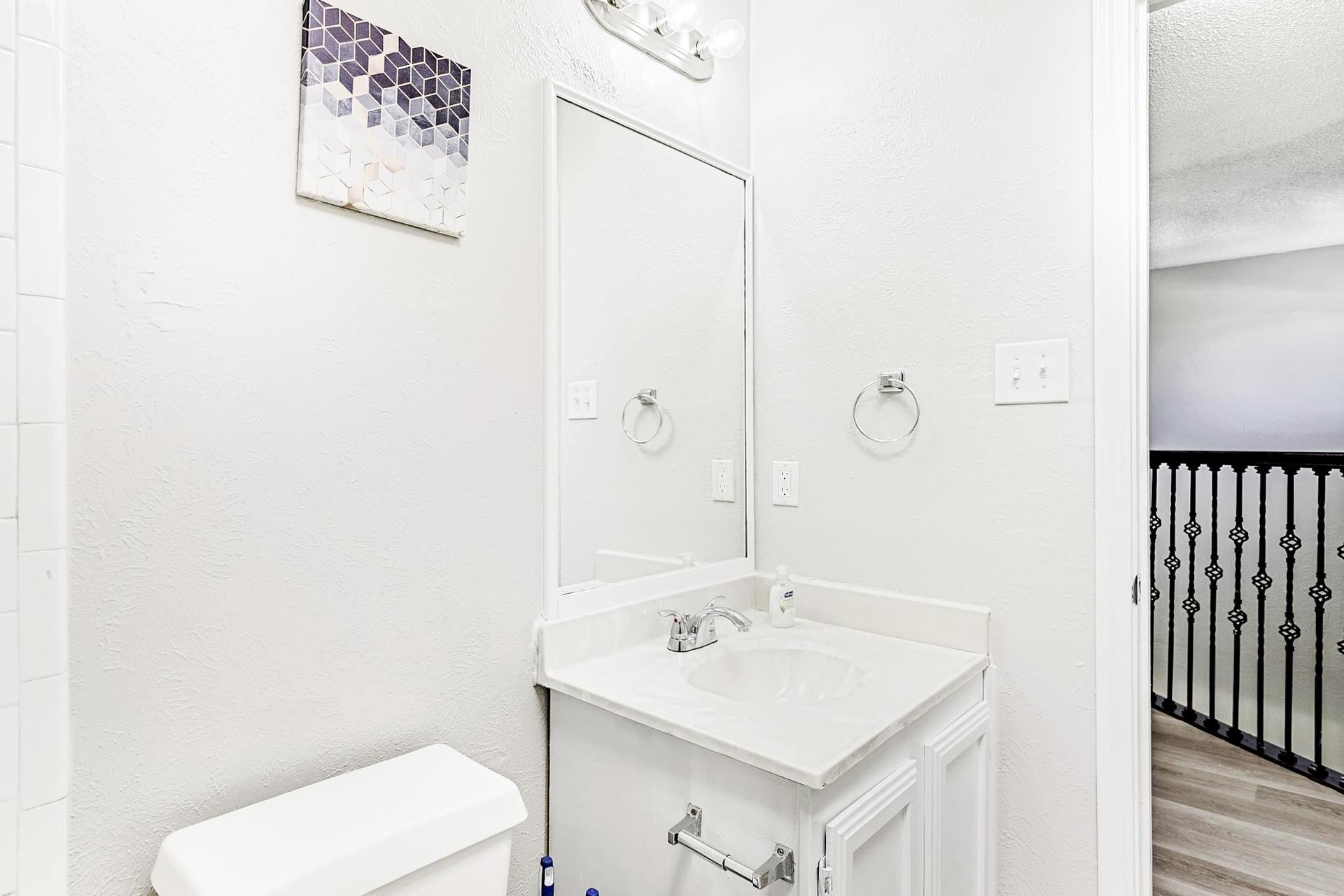 bathroom, detected: toilet