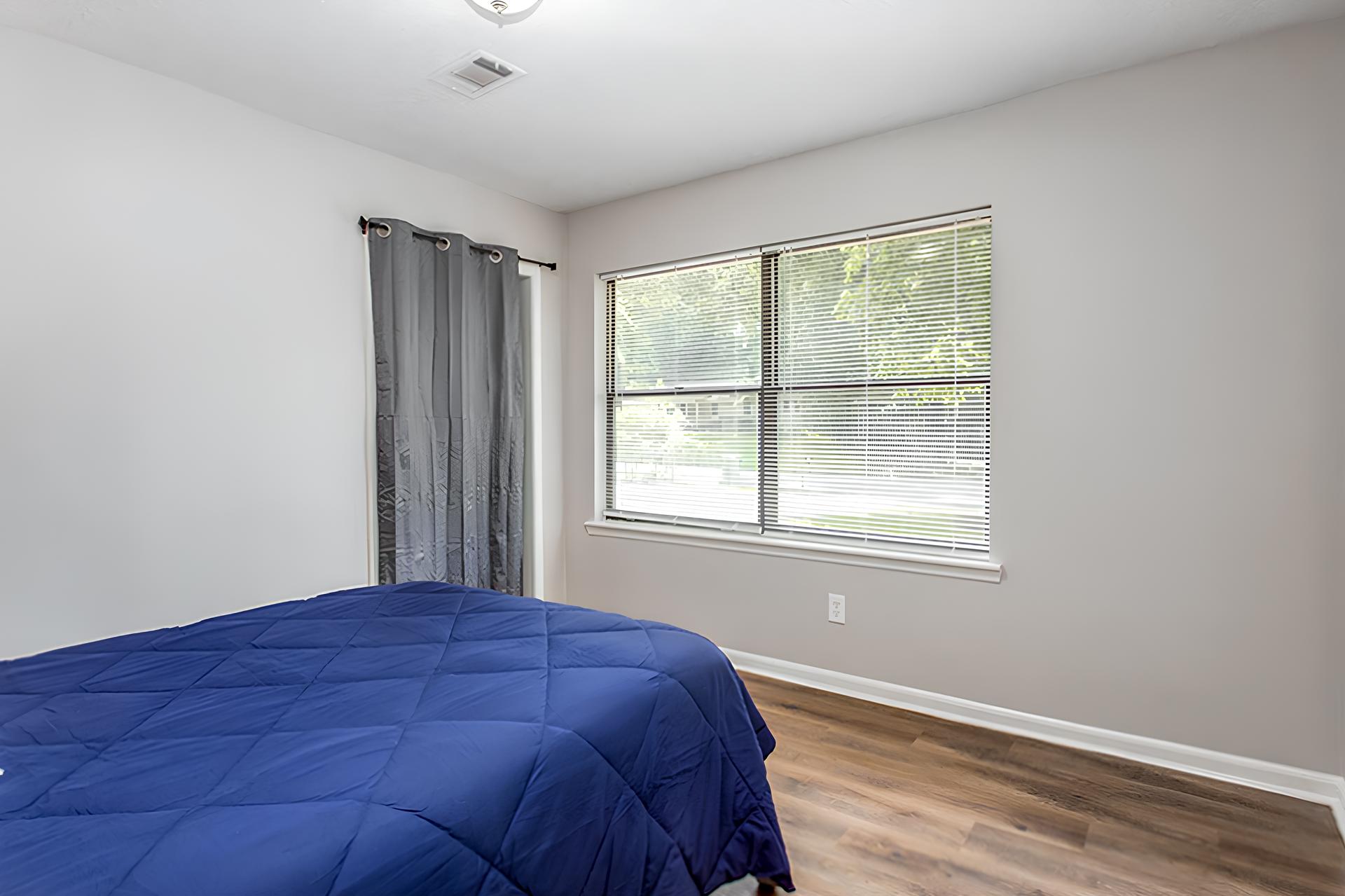 bedroom, detected: window blind