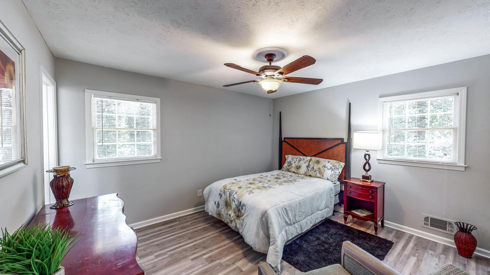 bedroom, detected: ceiling fan, window blind, bed