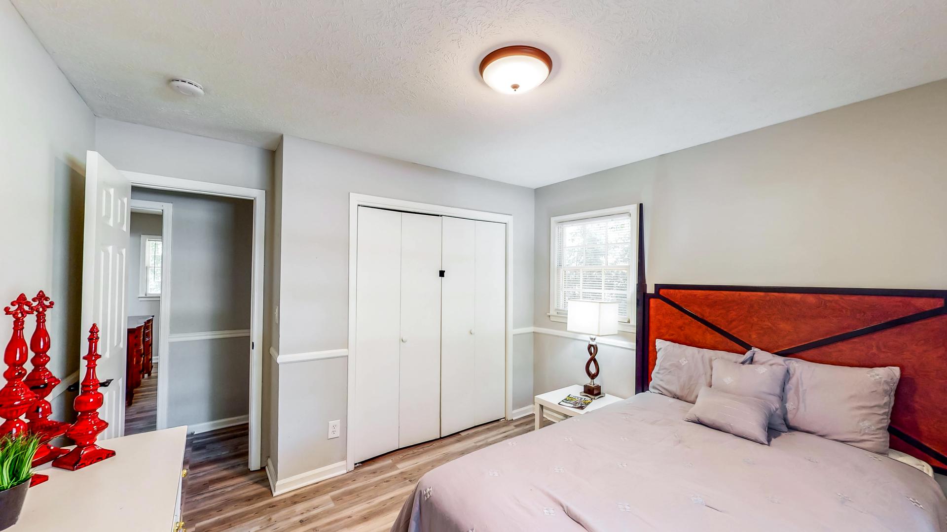 bedroom, detected: bed