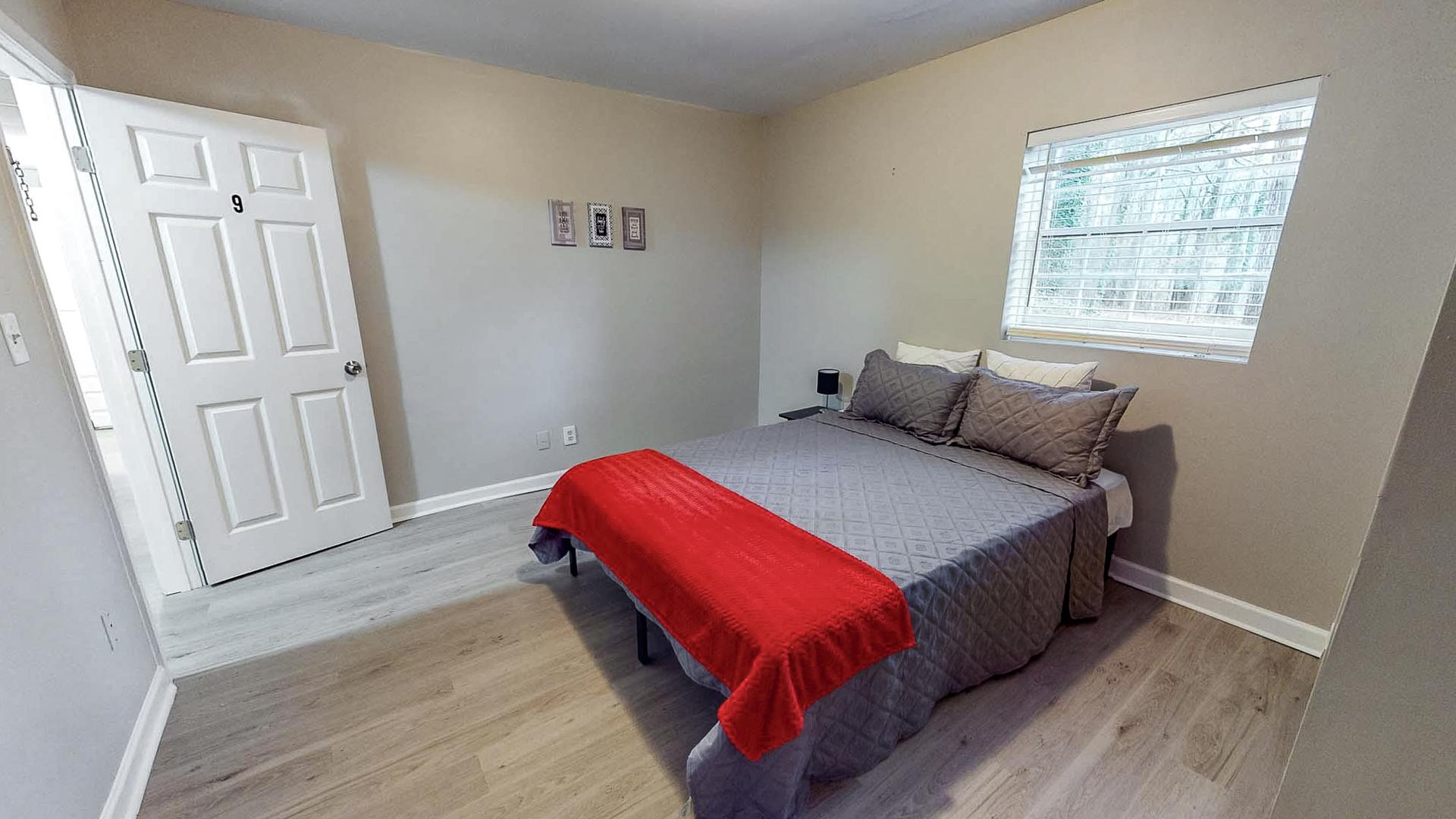 bedroom, detected: bed