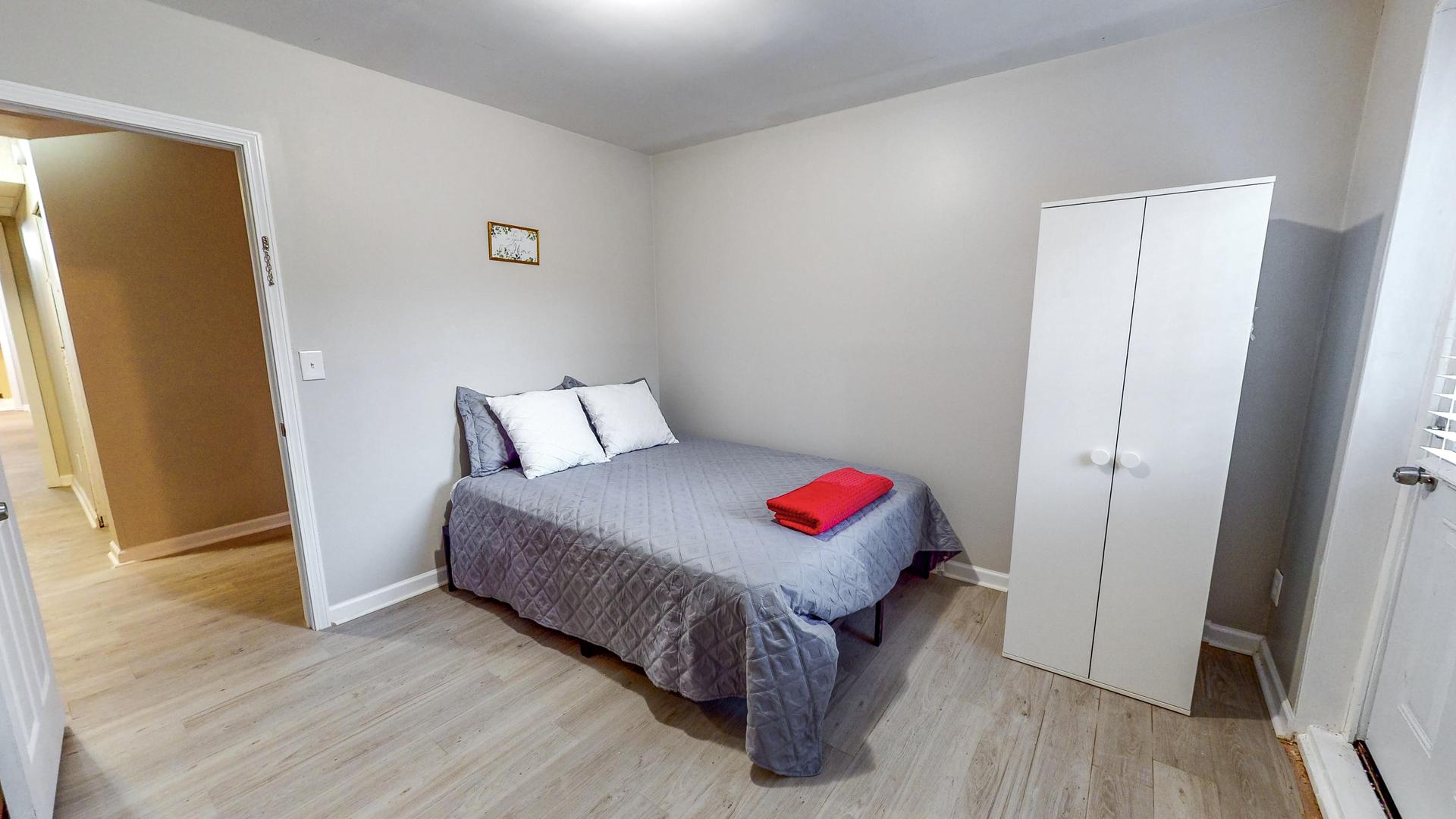 bedroom, detected: bed