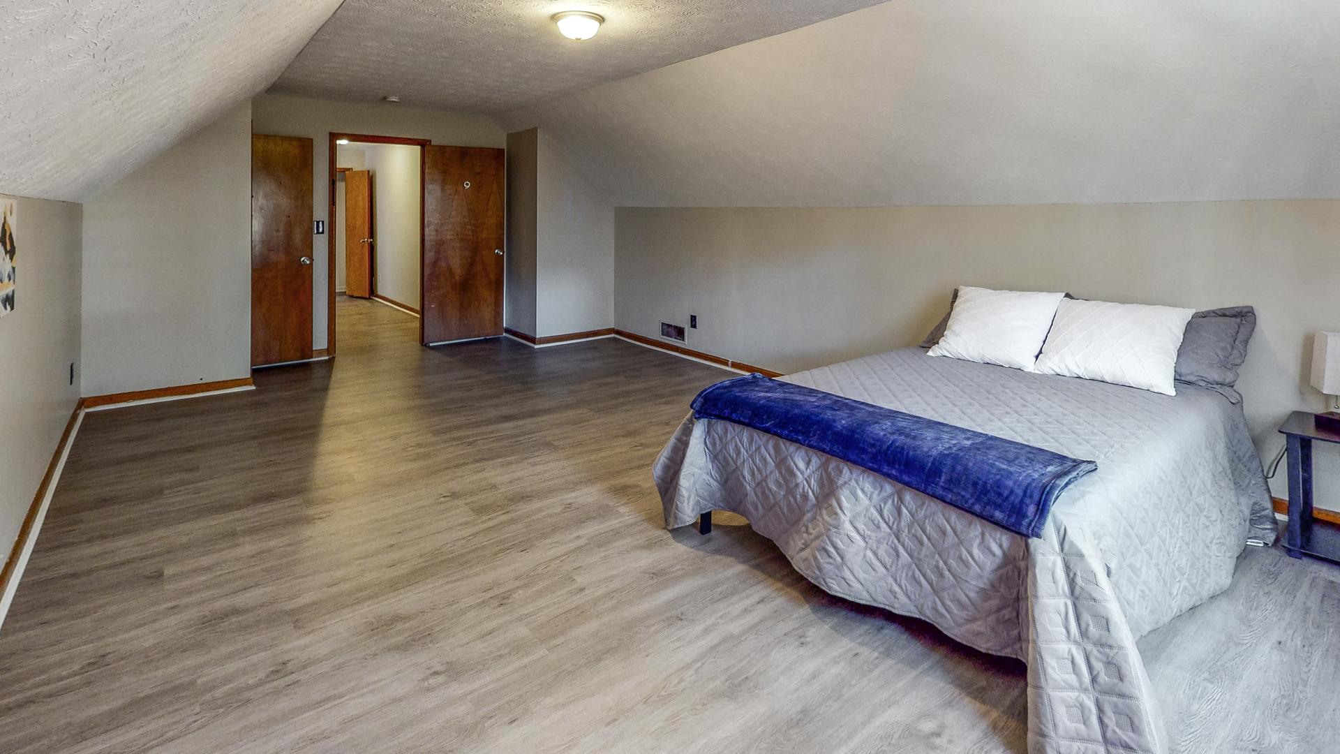 bedroom, detected: bed