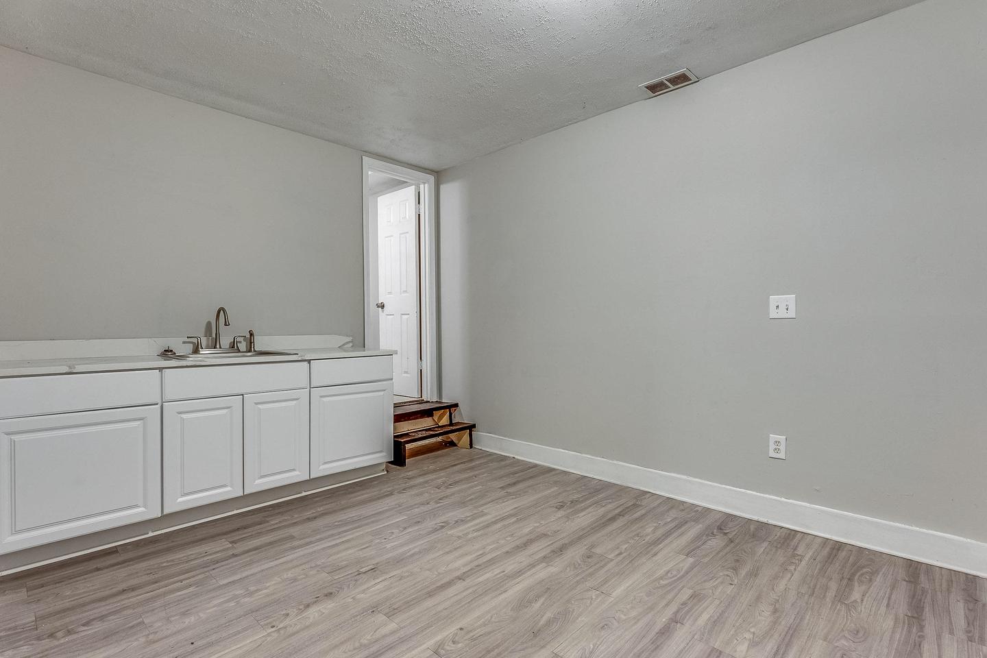 Common spaces including the kitchen