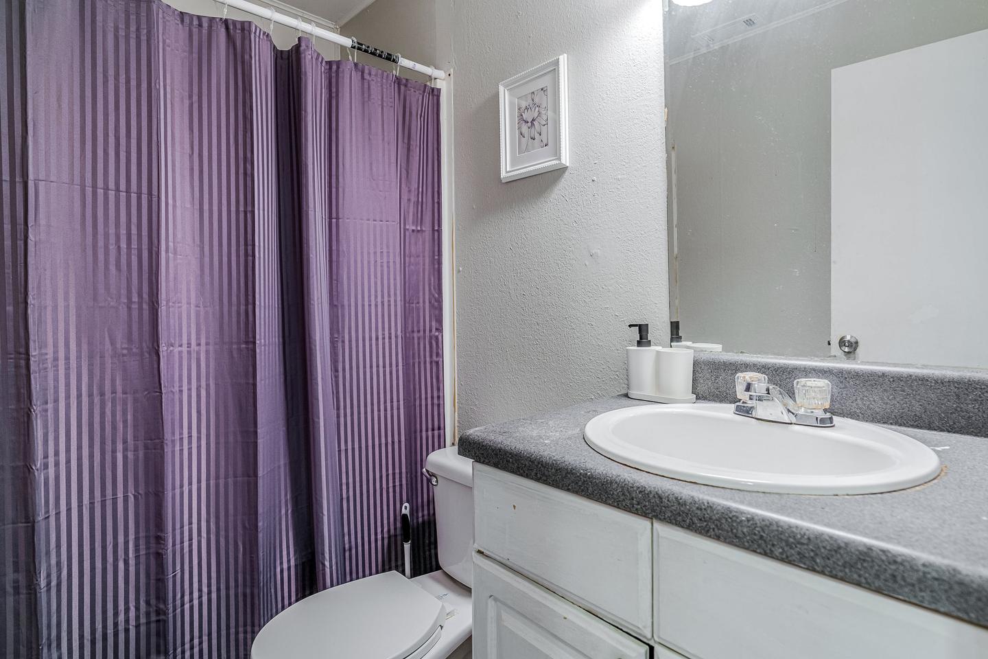 Bathroom(s)