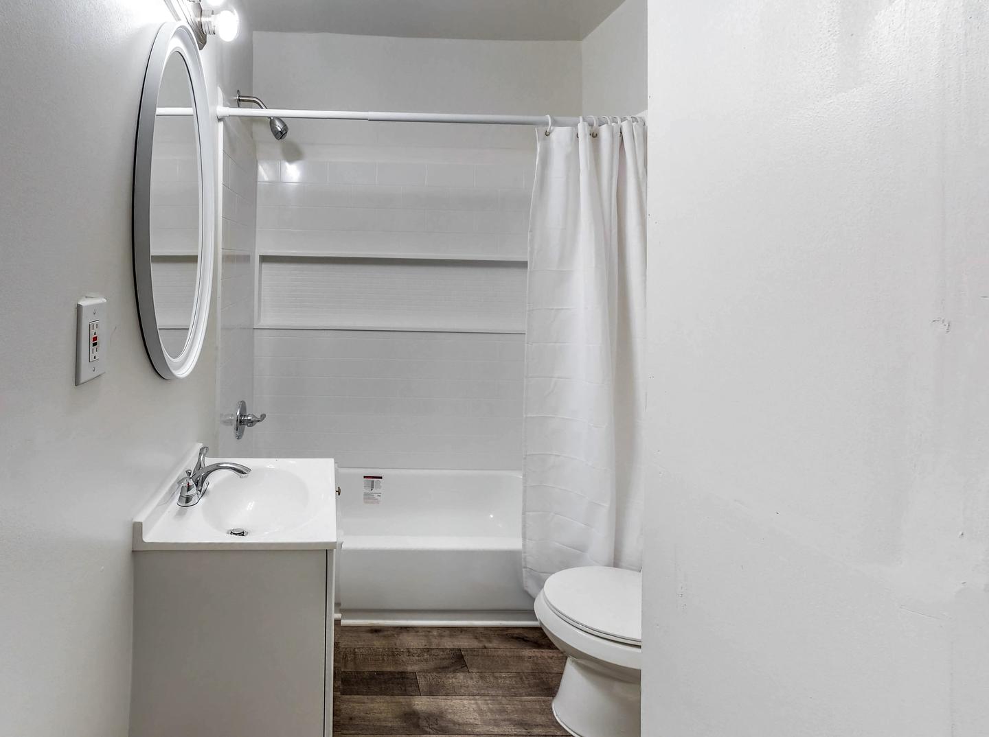 Bathroom(s)