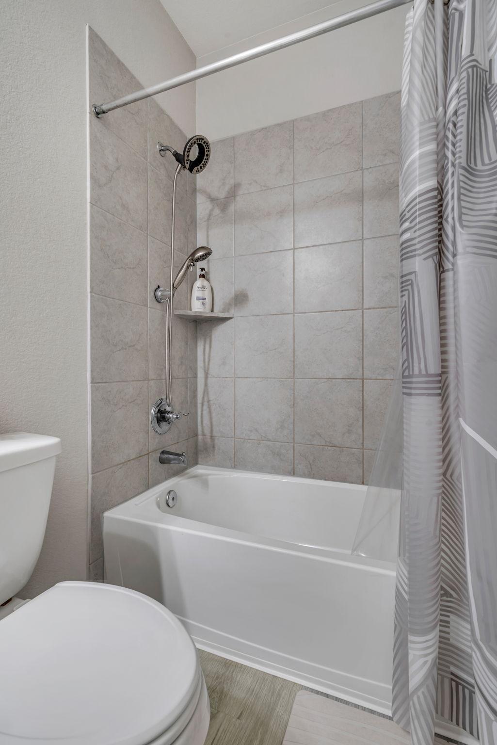 Large Share Bathroom