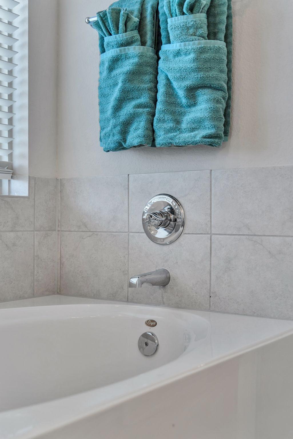Master Suite Bathroom for Room 1